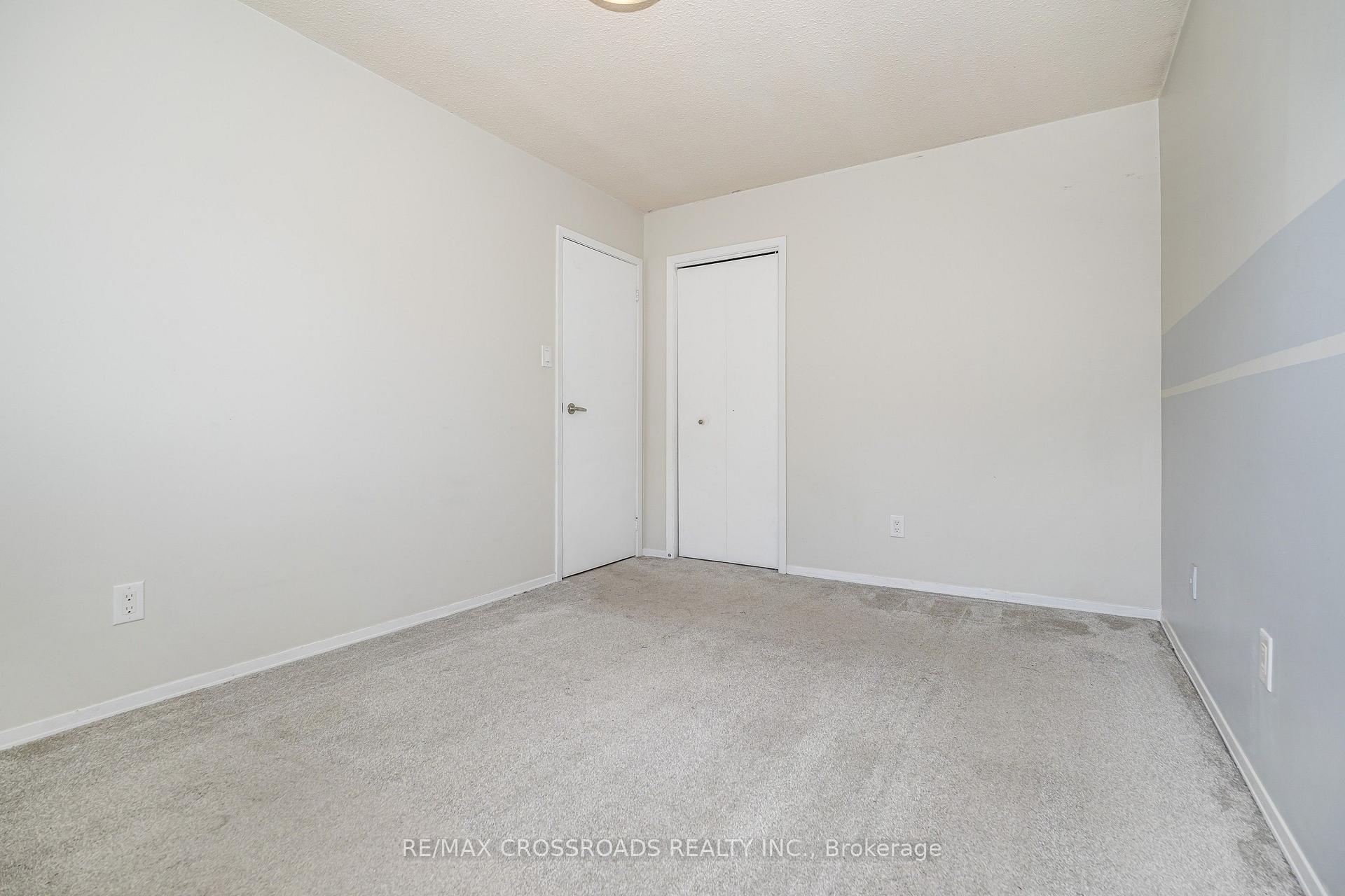 Photo 35 of Unit Main/2nd, 34 Blue Anchor Trail, Scarborough, Rouge — HOMEH