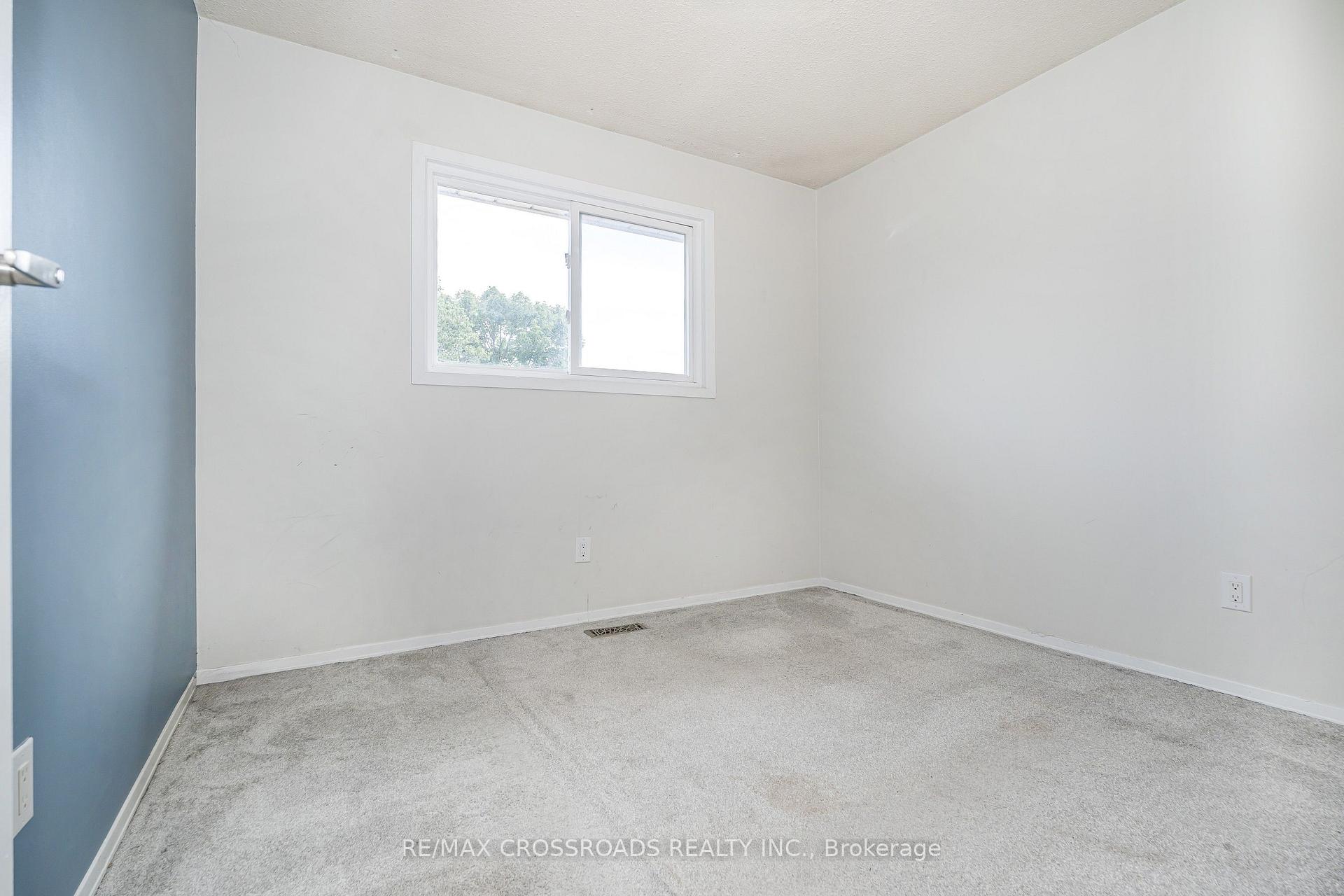 Photo 37 of Unit Main/2nd, 34 Blue Anchor Trail, Scarborough, Rouge — HOMEH