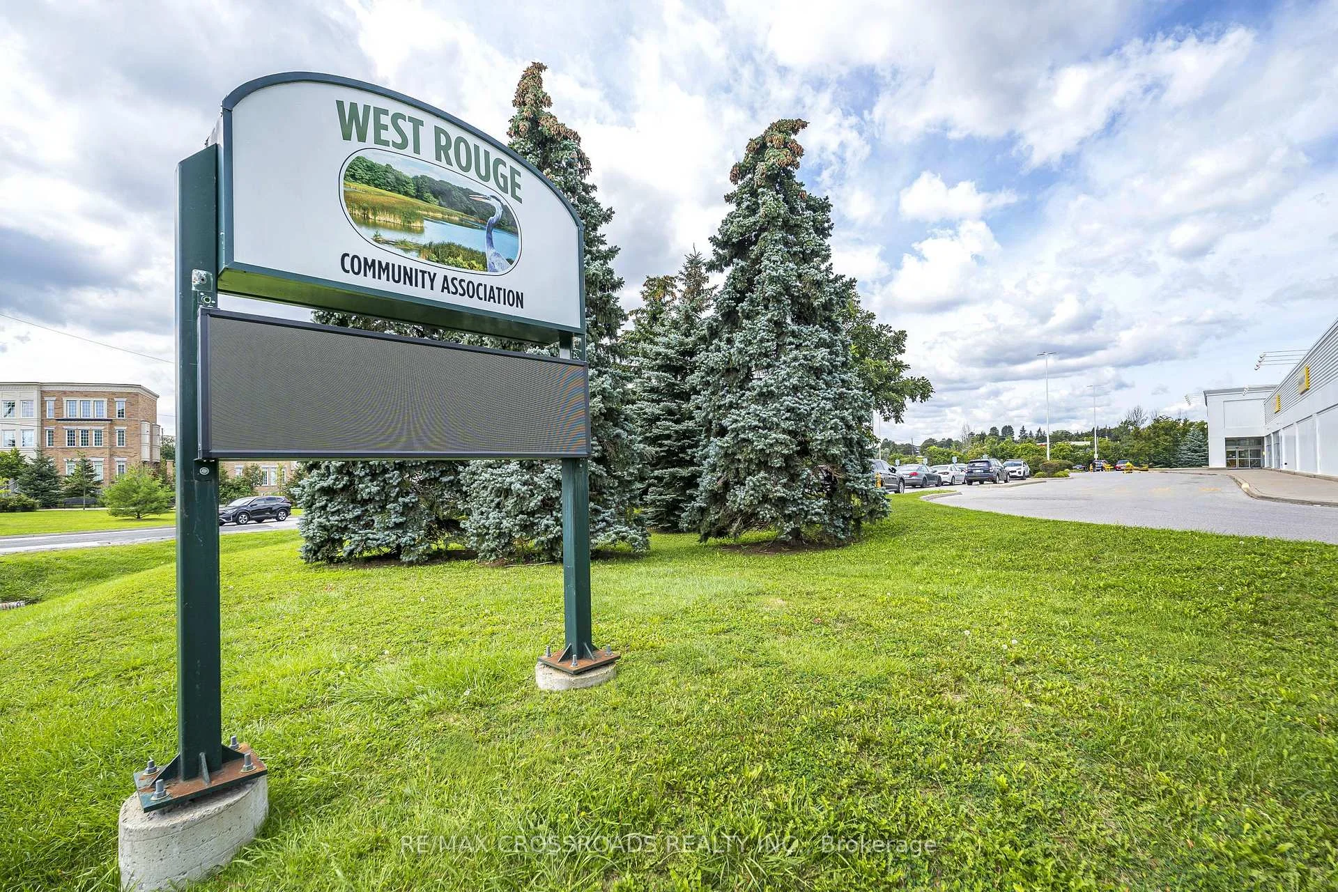 Photo 48 of Unit Main/2nd, 34 Blue Anchor Trail, Scarborough, Rouge — HOMEH