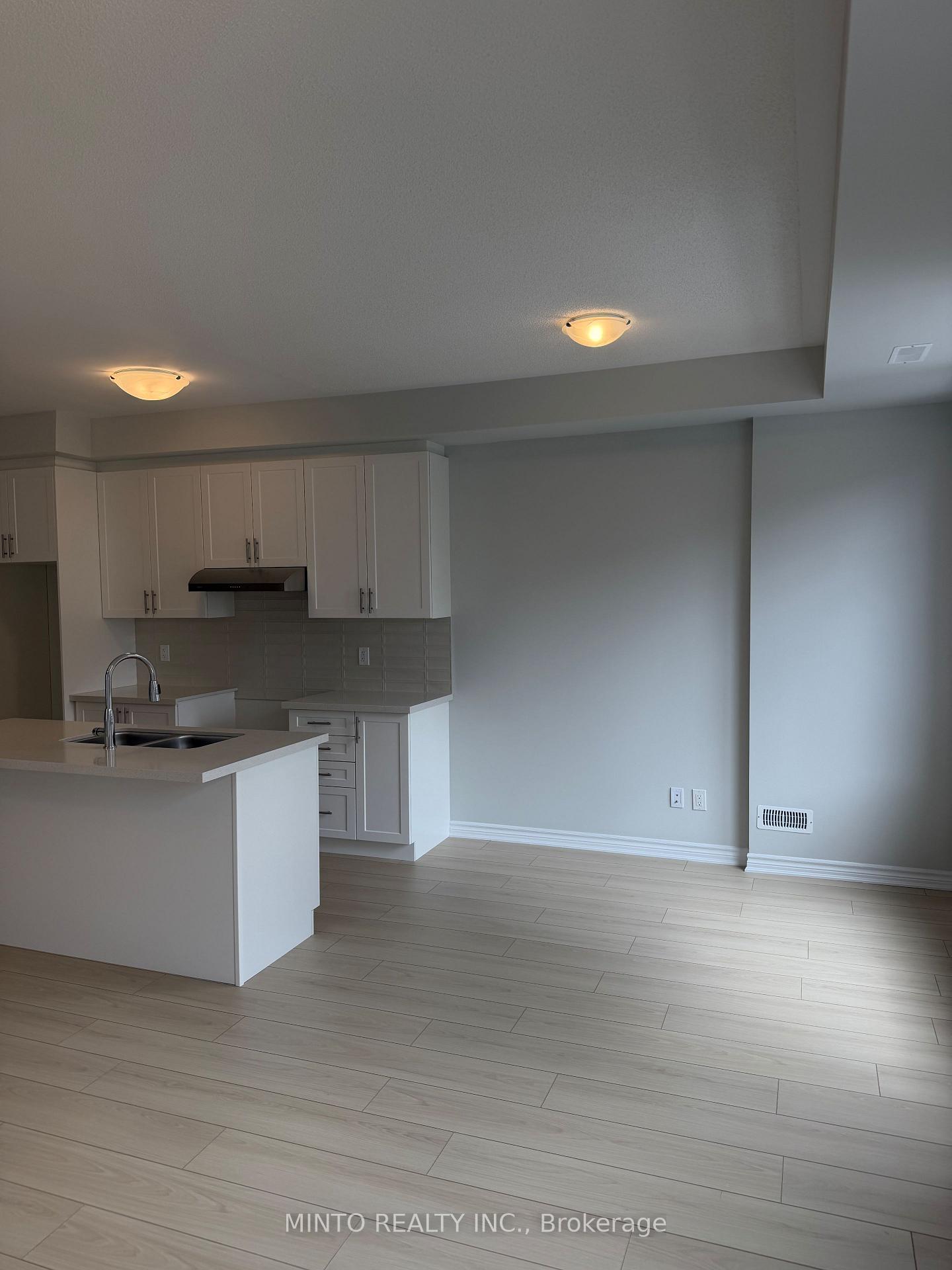 Photo 7 of 1142 Greentree Path, Oshawa, Kedron — HOMEH
