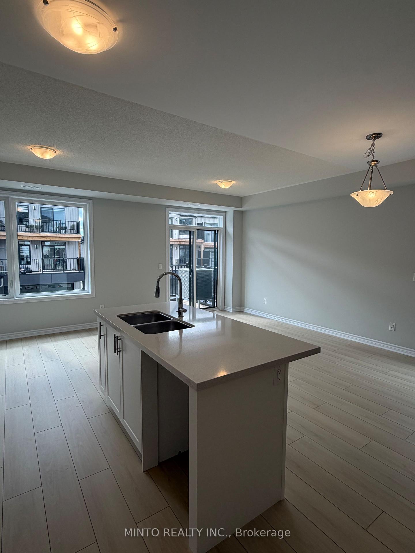 Photo 8 of 1142 Greentree Path, Oshawa, Kedron — HOMEH