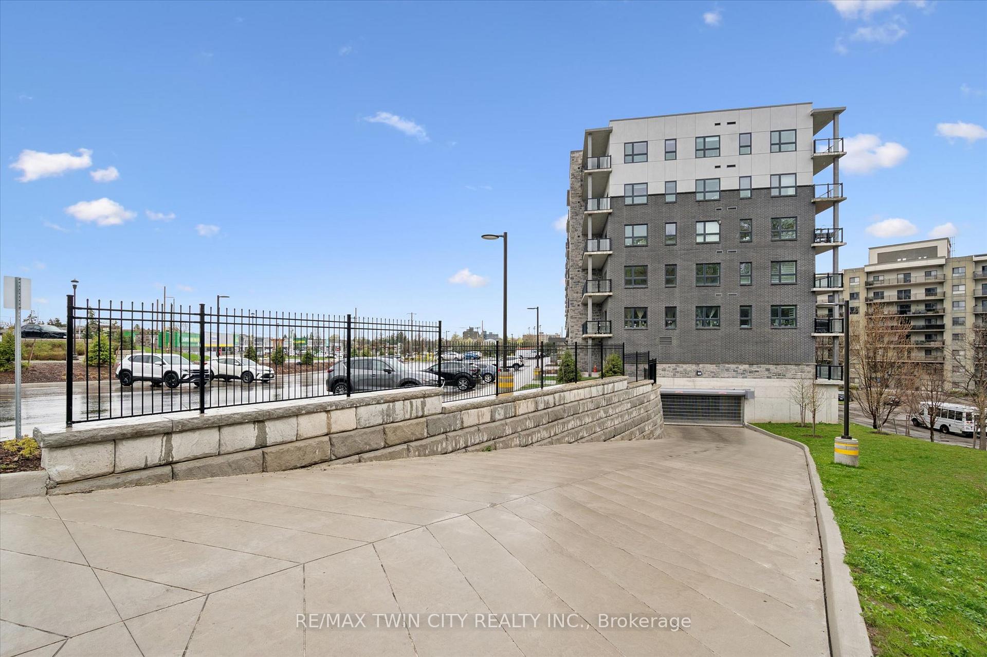 Photo 9 of Unit 507, 1000 Lackner Boulevard, Kitchener, Grand River North — HOMEH