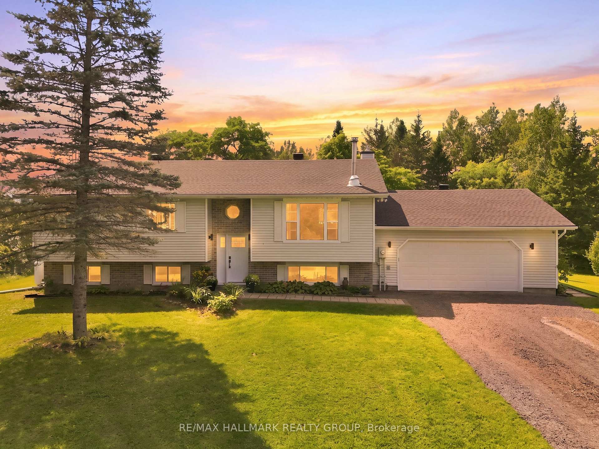 Photo 1 of 776 Mcfarlane Road, North Grenville, North Grenville Twp (Kemptville South) — HOMEH