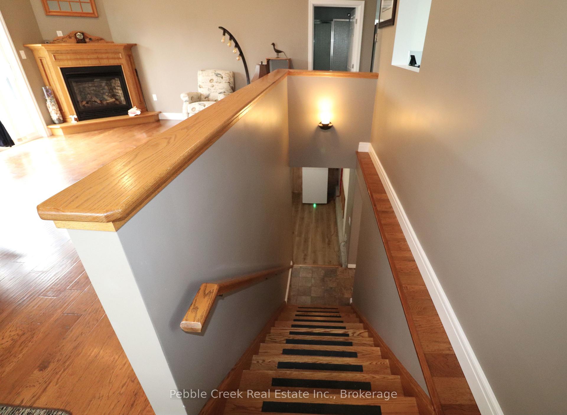 Photo 34 of 206 Picton Street E, Goderich, Goderich (Town) — HOMEH