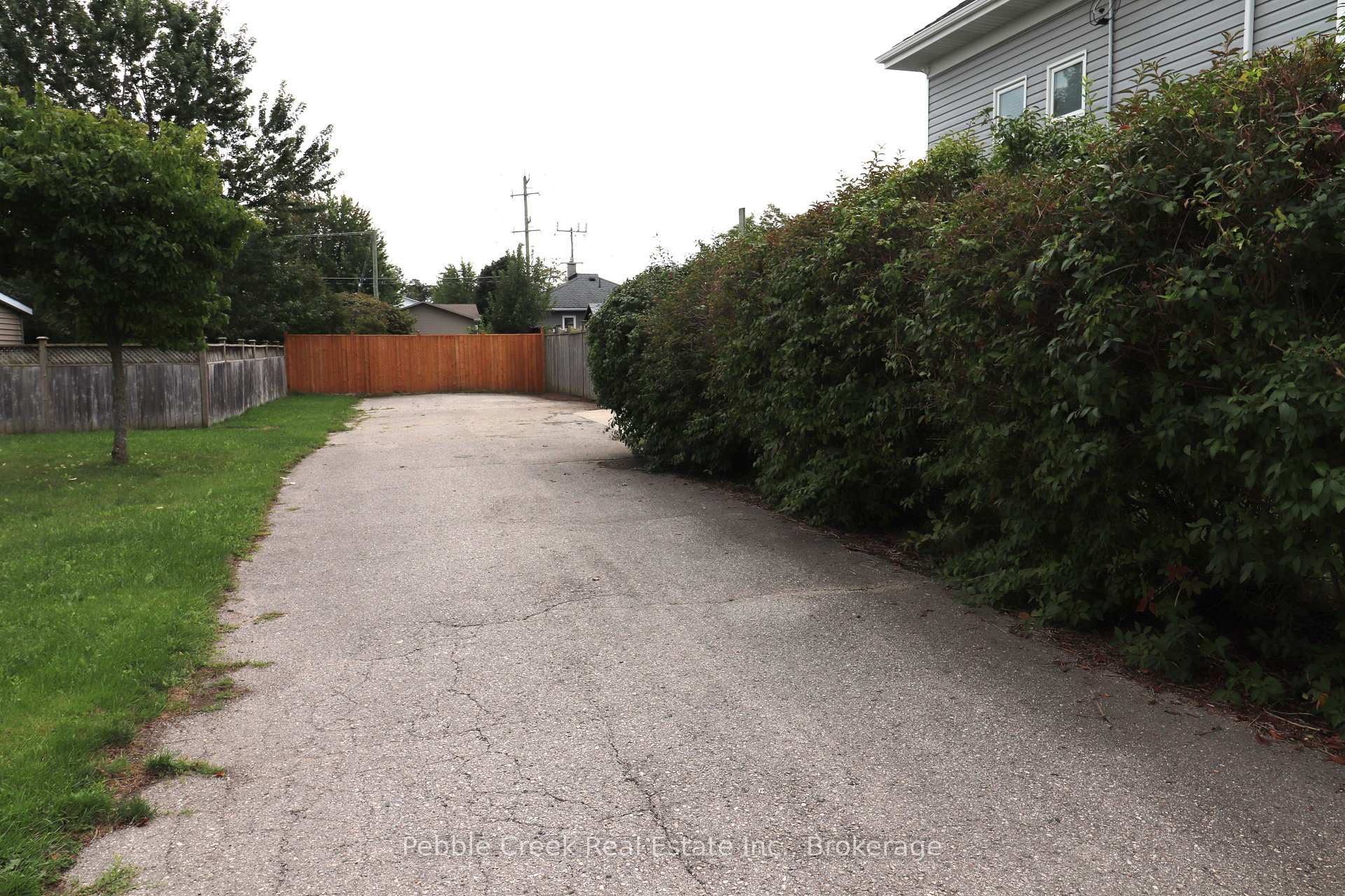 Photo 45 of 206 Picton Street E, Goderich, Goderich (Town) — HOMEH