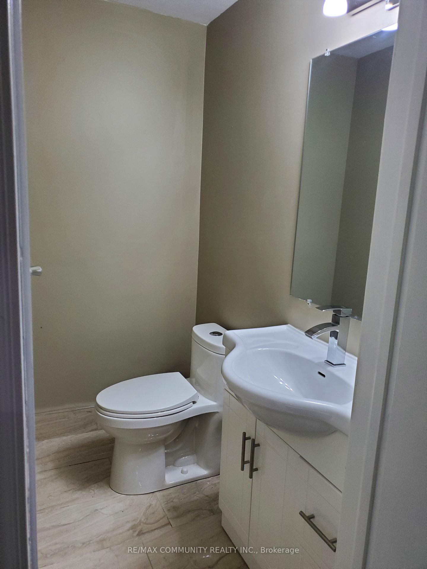 Photo 5 of Unit Basement, 27 Karen Miles Crescent, Markham, Middlefield — HOMEH