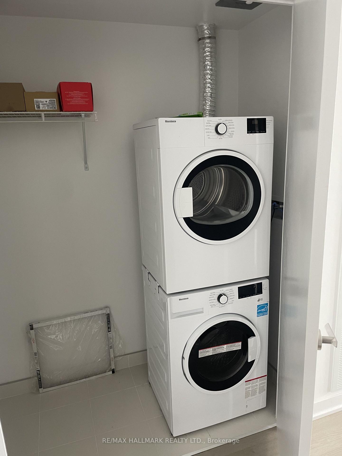 Photo 9 of Unit 4111, 3900 Confederation Parkway, Mississauga, City Centre — HOMEH