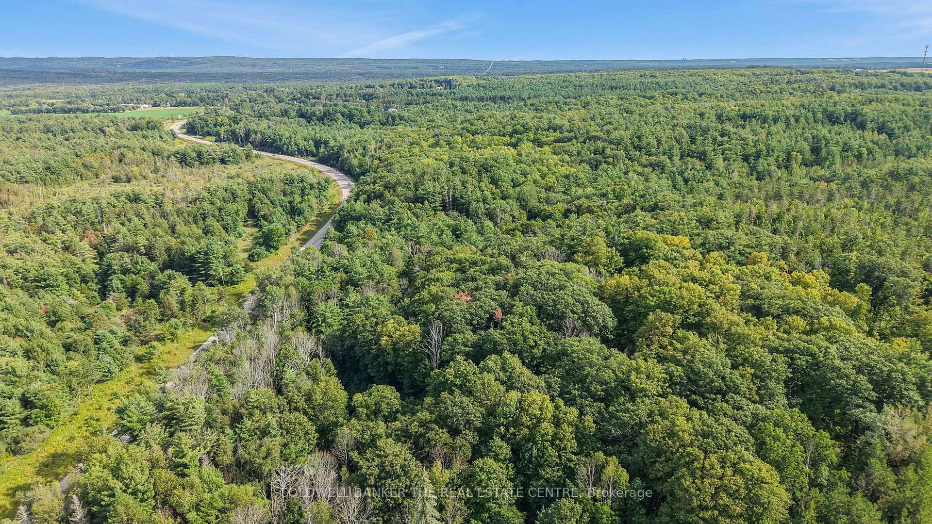 Photo 5 of 4896 Penetanguishene Road, Springwater, Rural Springwater — HOMEH
