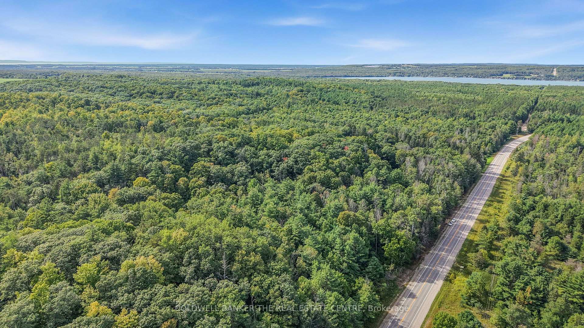 Photo 8 of 4896 Penetanguishene Road, Springwater, Rural Springwater — HOMEH