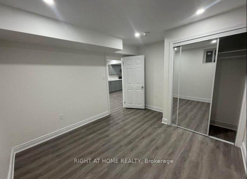 Photo 4 of Unit BASEMENT, 264 Robert Parkinson Drive, Brampton, Northwest Brampton — HOMEH