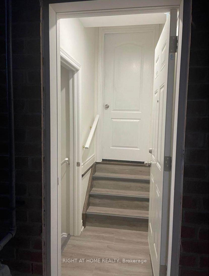 Photo 8 of Unit BASEMENT, 264 Robert Parkinson Drive, Brampton, Northwest Brampton — HOMEH
