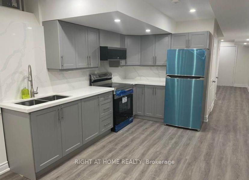 Photo 12 of Unit BASEMENT, 264 Robert Parkinson Drive, Brampton, Northwest Brampton — HOMEH