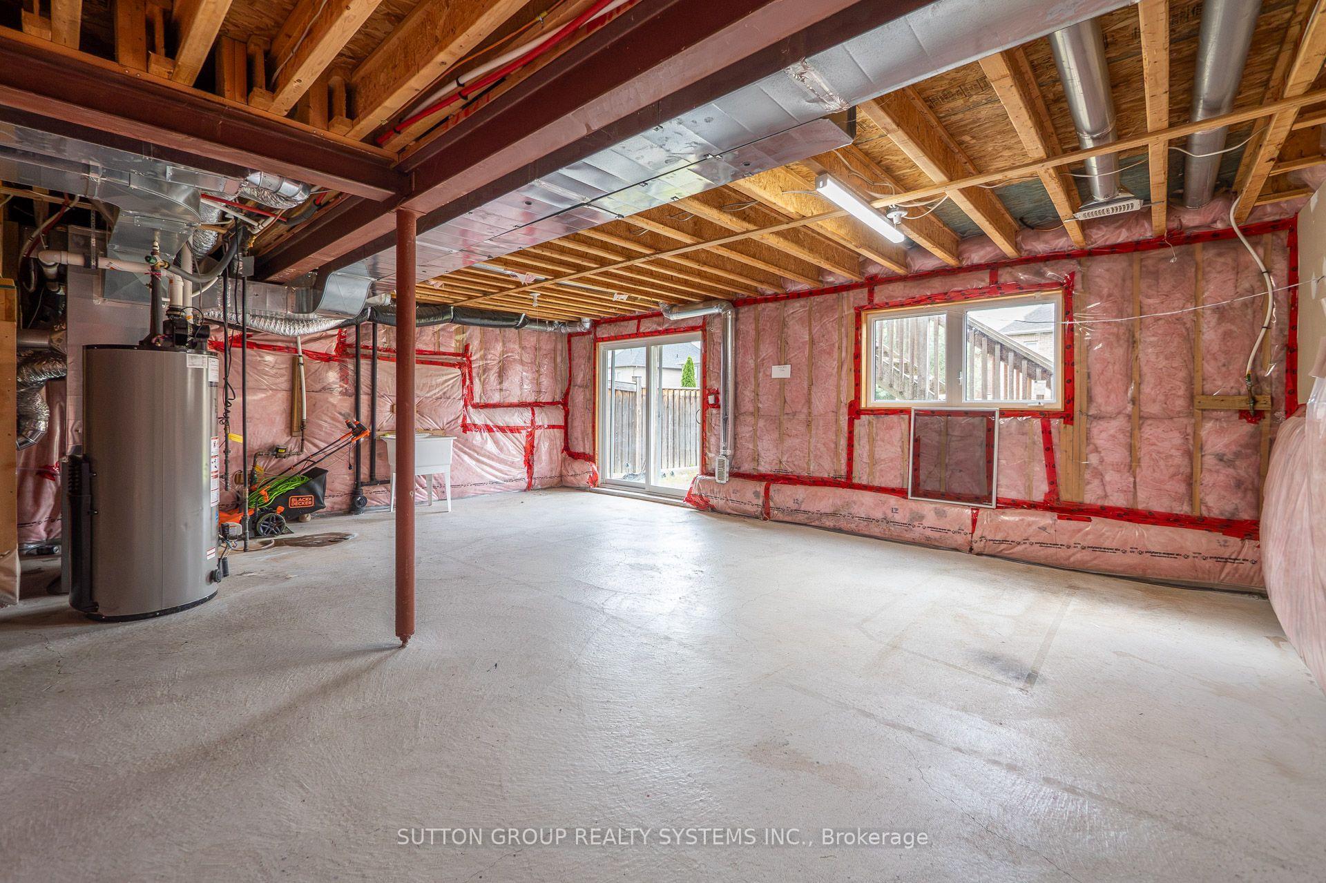 Photo 35 of 165 Dance Act Avenue, Oshawa, Windfields — HOMEH