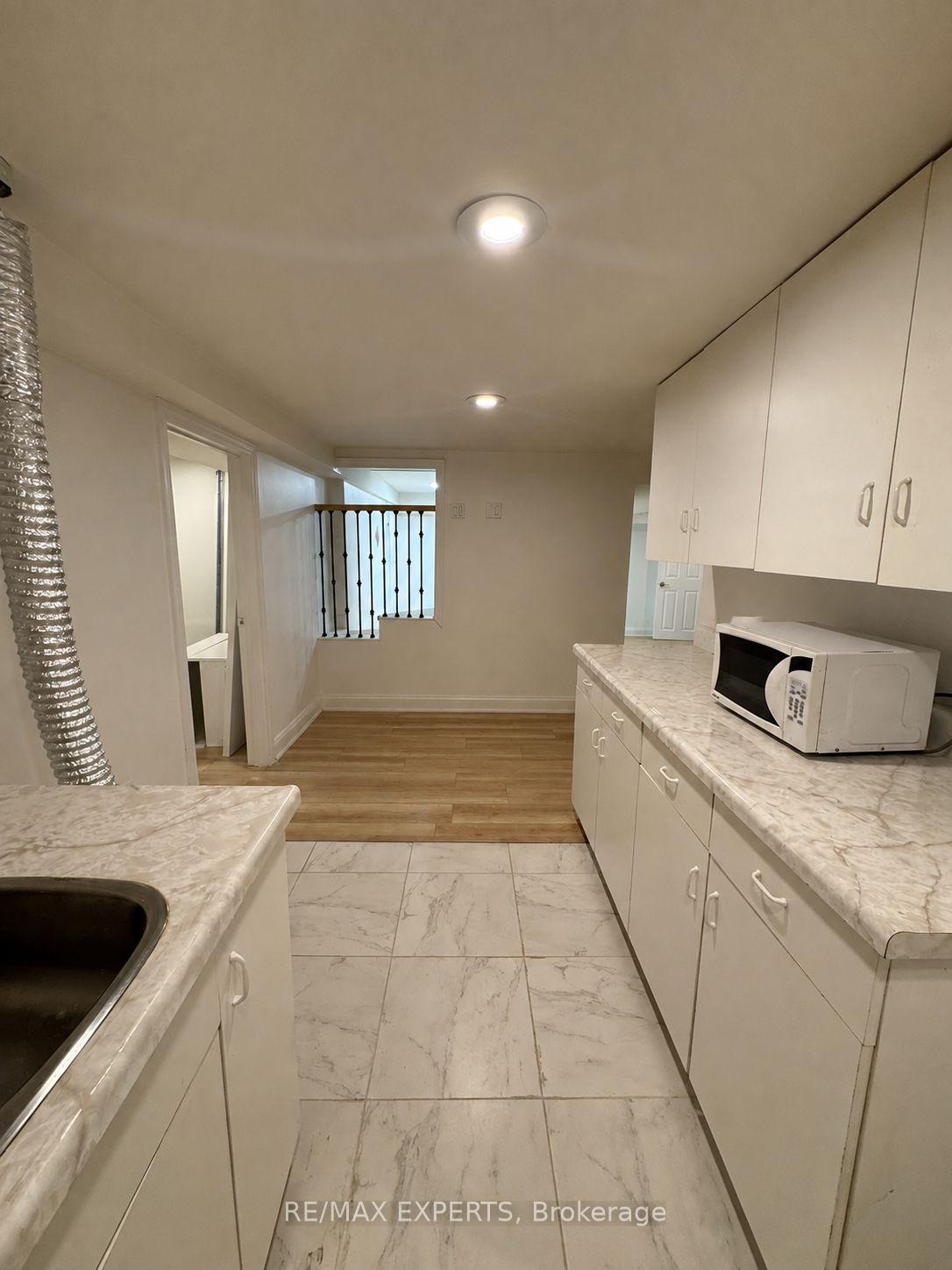 Photo 15 of Unit Basement, 178 Highgate Drive, Markham, Milliken Mills West — HOMEH