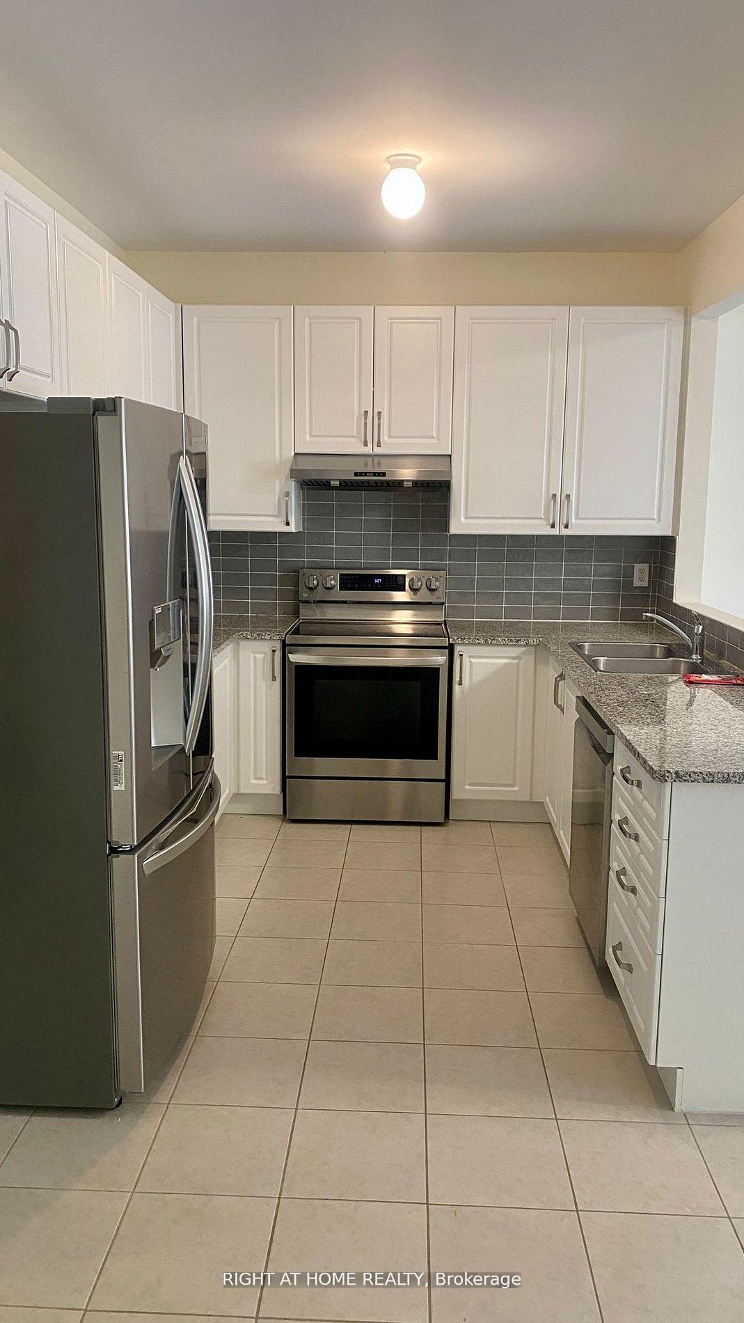 Photo 8 of 467 Downes Jackson Heights N, Milton, Harrison — HOMEH