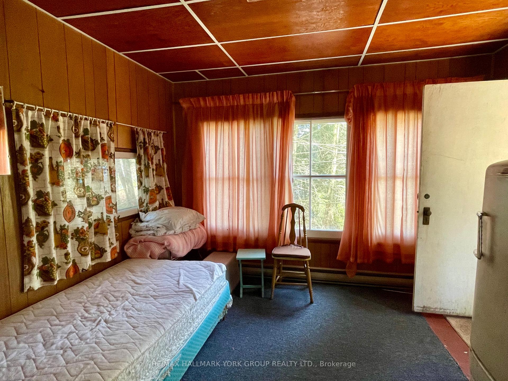 Photo 16 of 41 Maureen Drive, Seguin — HOMEH