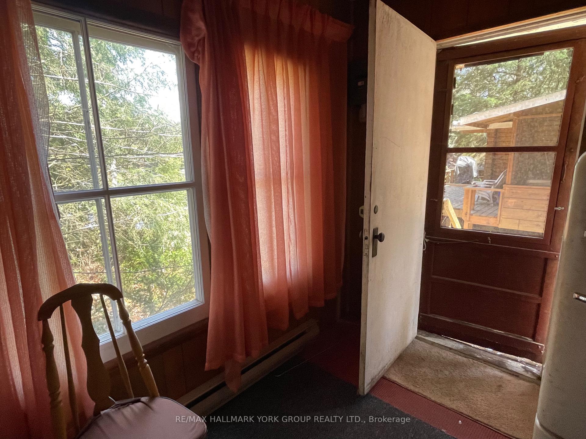 Photo 17 of 41 Maureen Drive, Seguin — HOMEH