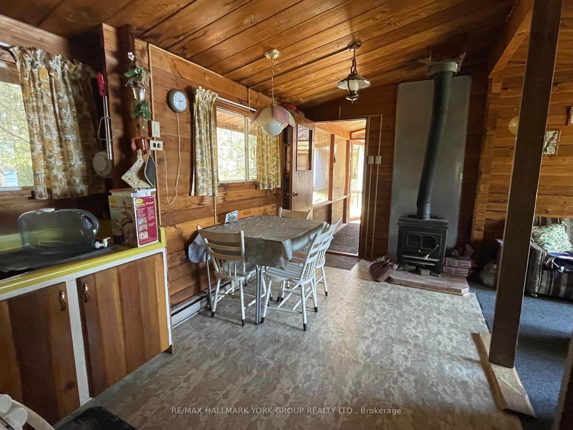 Photo 35 of 41 Maureen Drive, Seguin — HOMEH