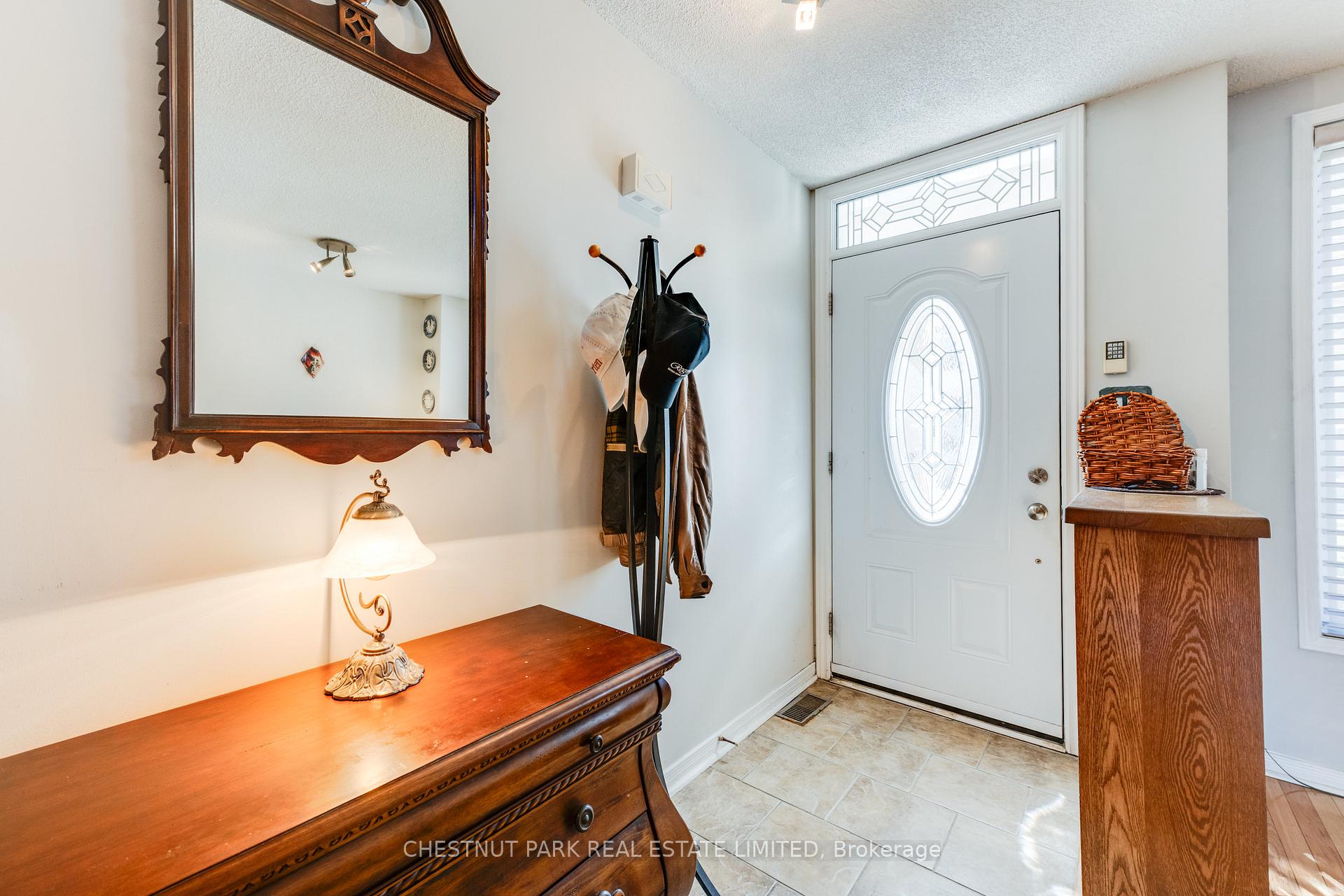 Photo 3 of Unit TH8, 140 Bathurst Street, Toronto, Niagara — HOMEH