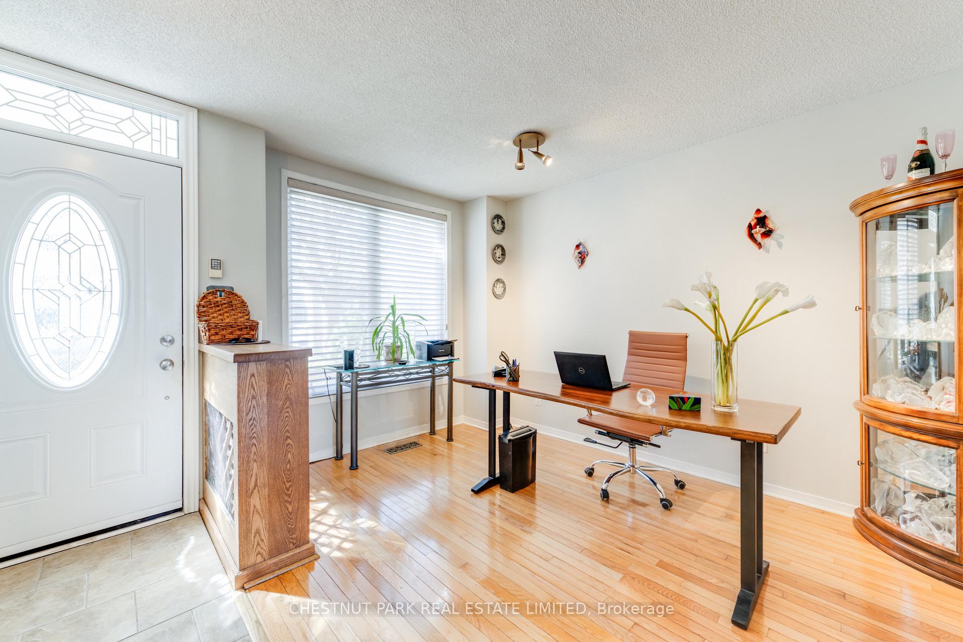 Photo 5 of Unit TH8, 140 Bathurst Street, Toronto, Niagara — HOMEH