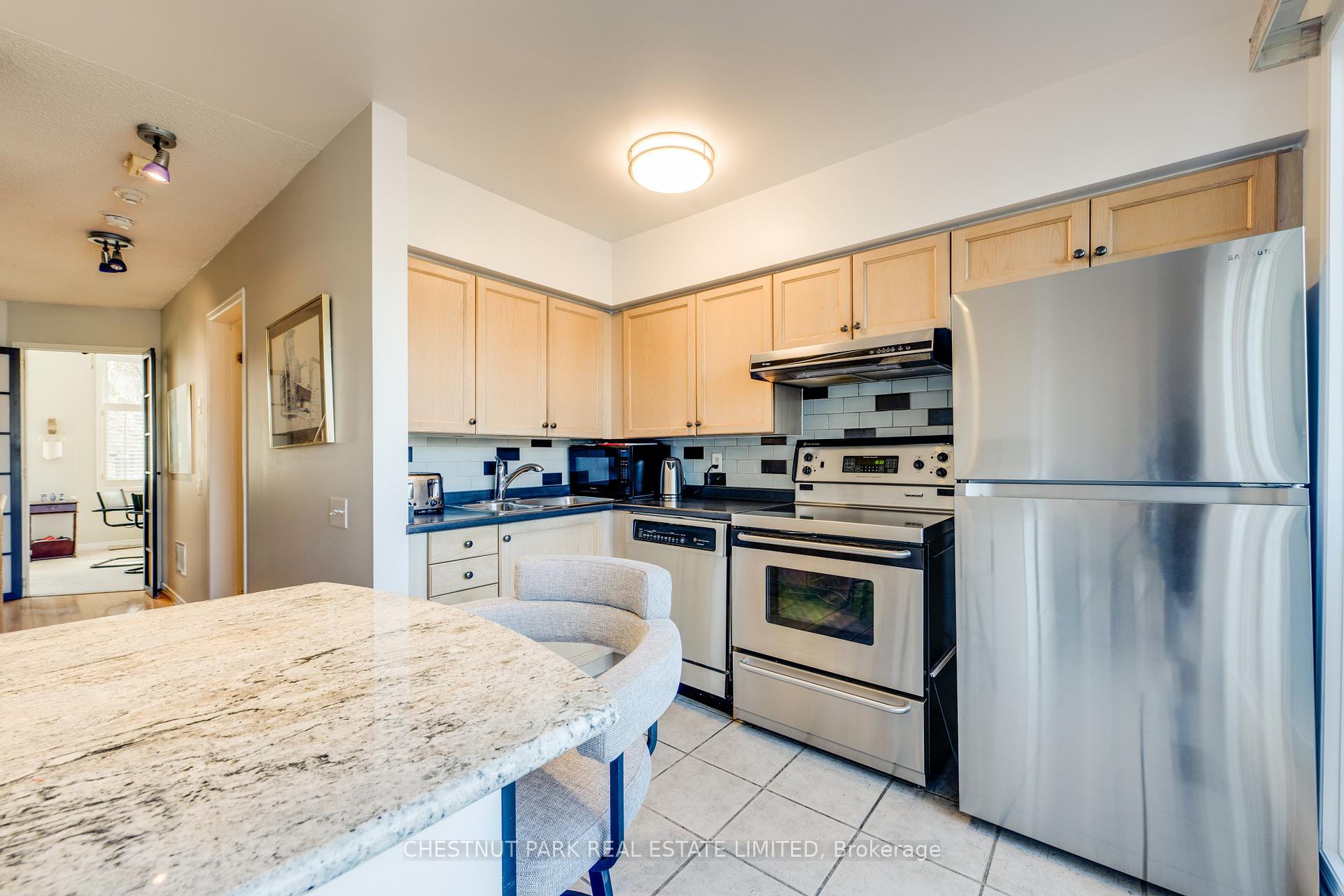 Photo 14 of Unit TH8, 140 Bathurst Street, Toronto, Niagara — HOMEH