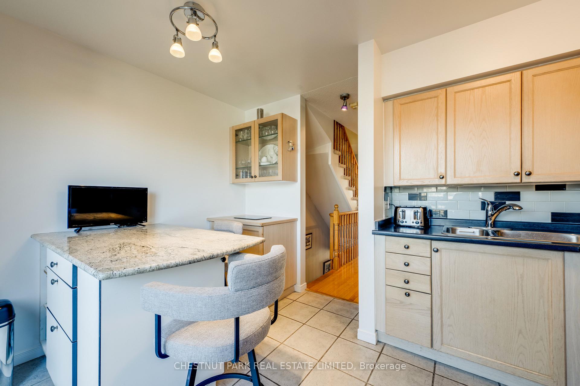Photo 17 of Unit TH8, 140 Bathurst Street, Toronto, Niagara — HOMEH