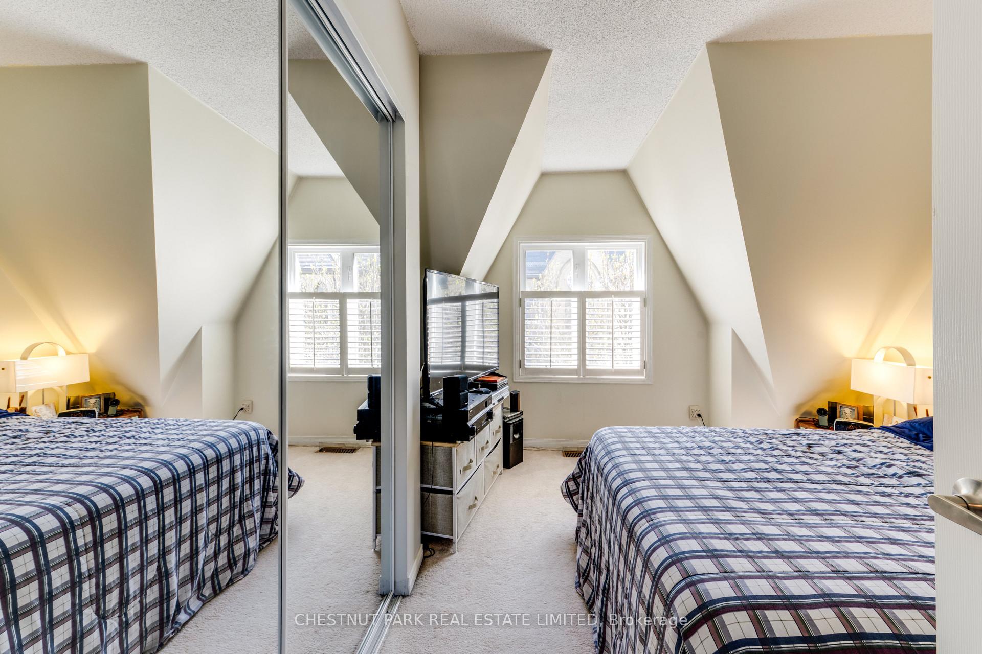 Photo 34 of Unit TH8, 140 Bathurst Street, Toronto, Niagara — HOMEH