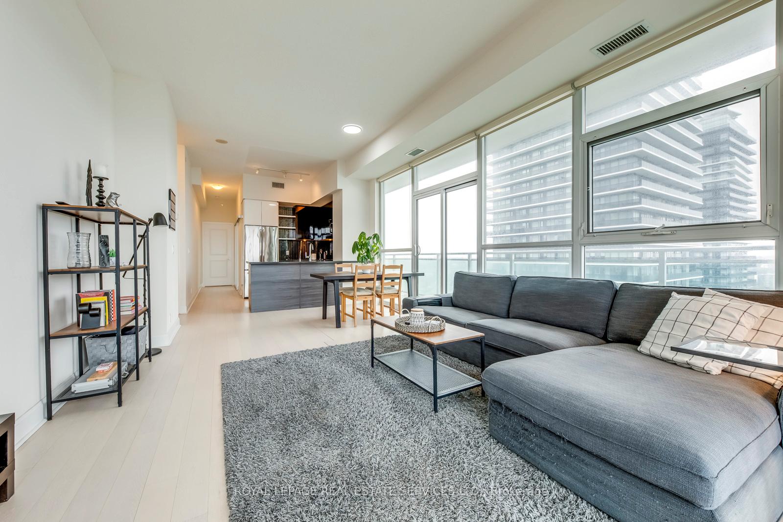 Photo 12 of Unit 3706, 33 Shore Breeze Drive, Etobicoke, Mimico — HOMEH