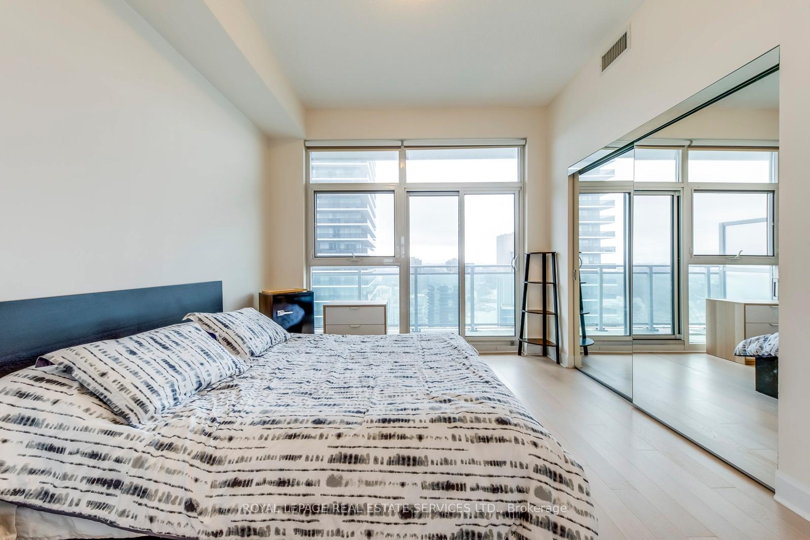 Photo 21 of Unit 3706, 33 Shore Breeze Drive, Etobicoke, Mimico — HOMEH