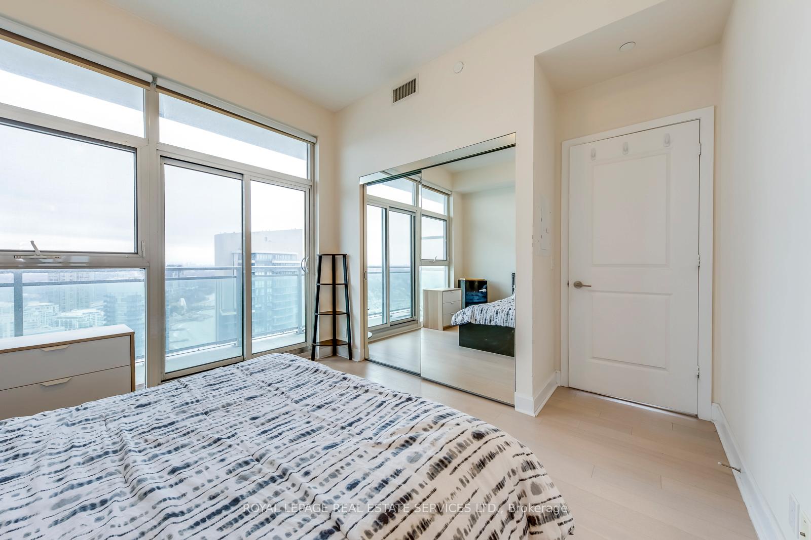 Photo 22 of Unit 3706, 33 Shore Breeze Drive, Etobicoke, Mimico — HOMEH