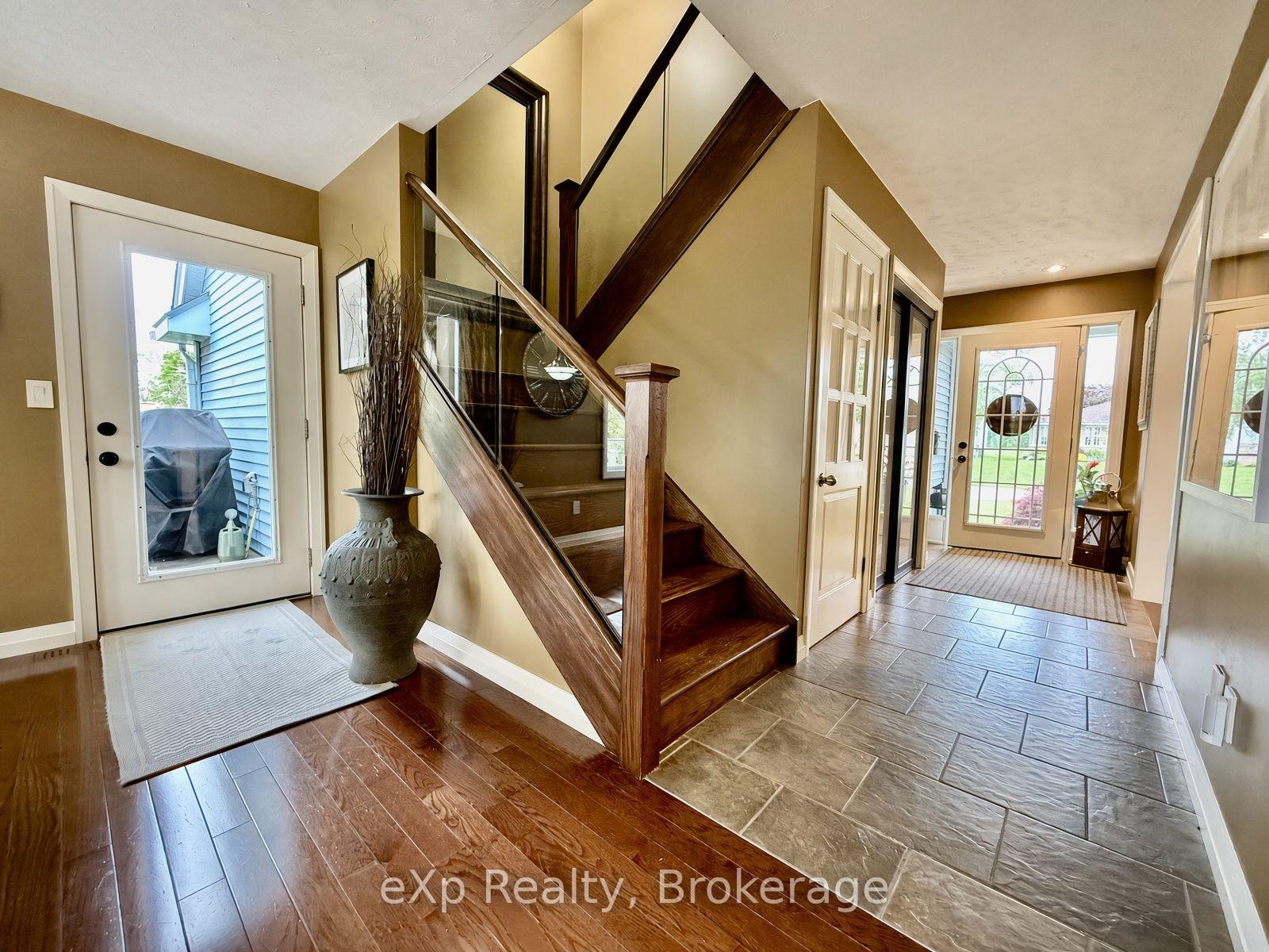 Photo 37 of 3 Gray Court, South Bruce — HOMEH