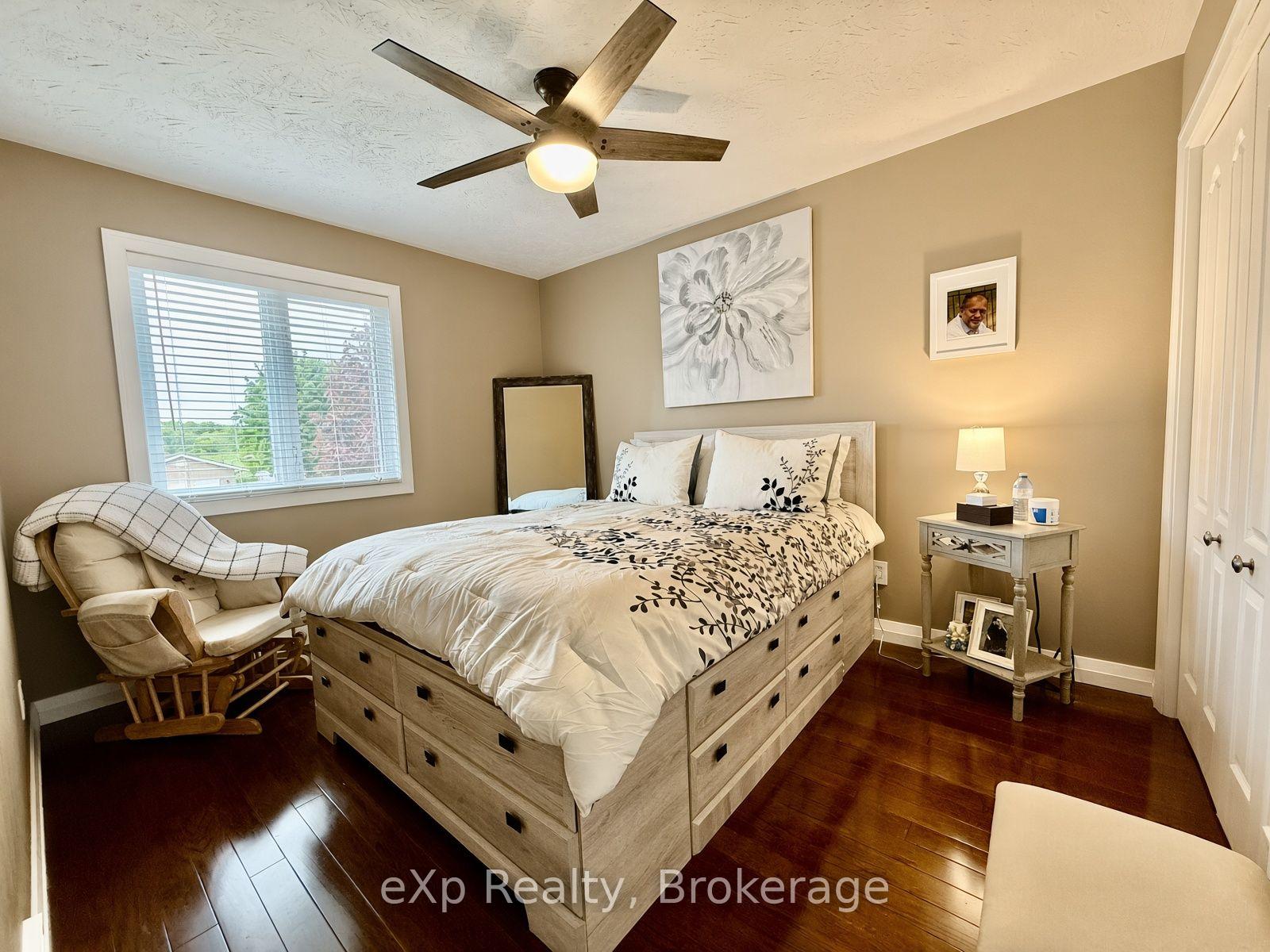 Photo 41 of 3 Gray Court, South Bruce — HOMEH