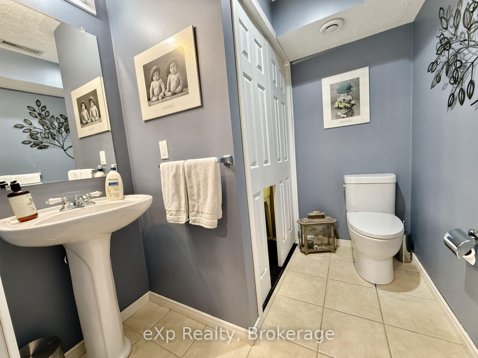 Photo 54 of 3 Gray Court, South Bruce — HOMEH