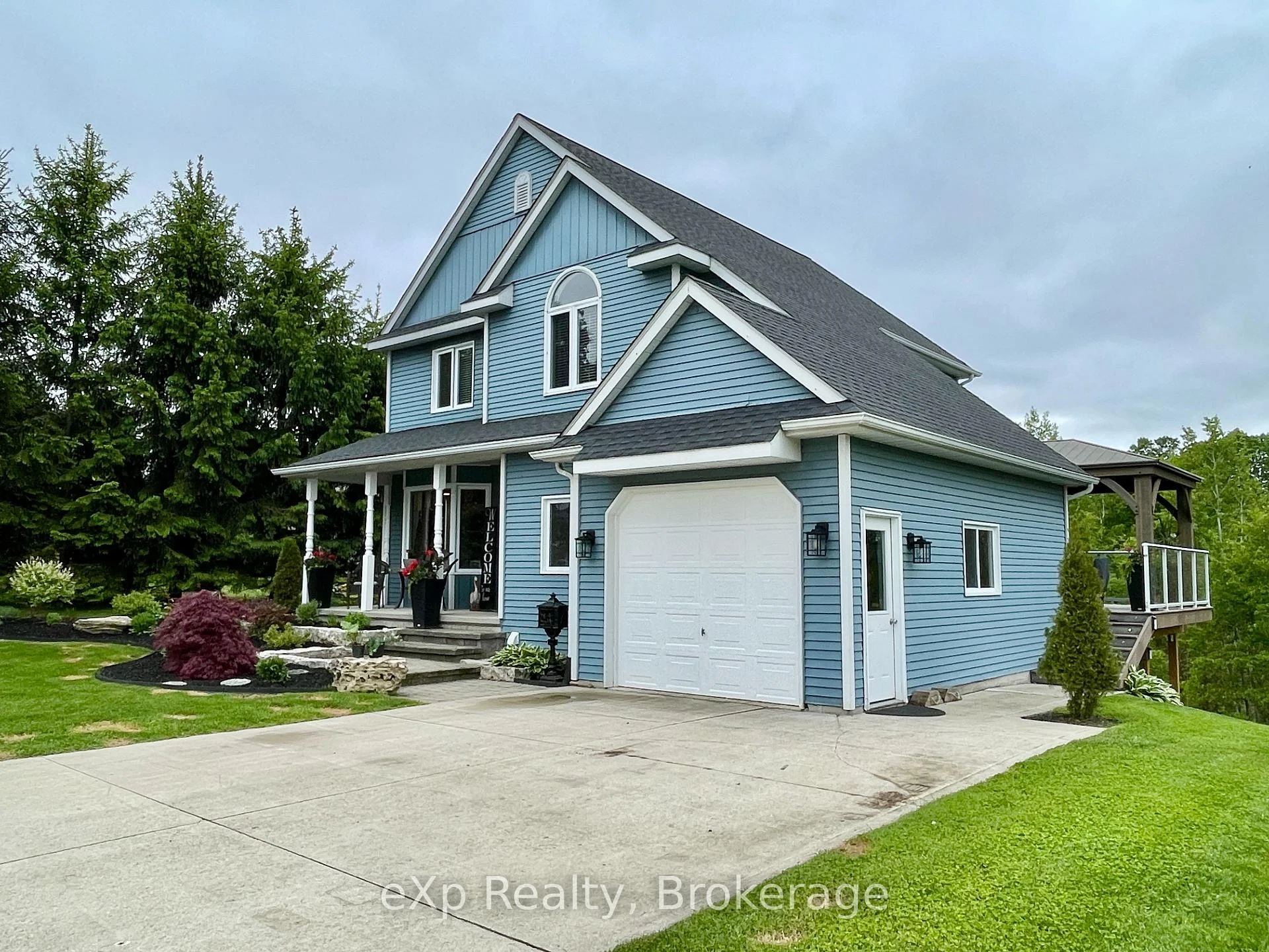 Photo 2 of 3 Gray Court, South Bruce — HOMEH