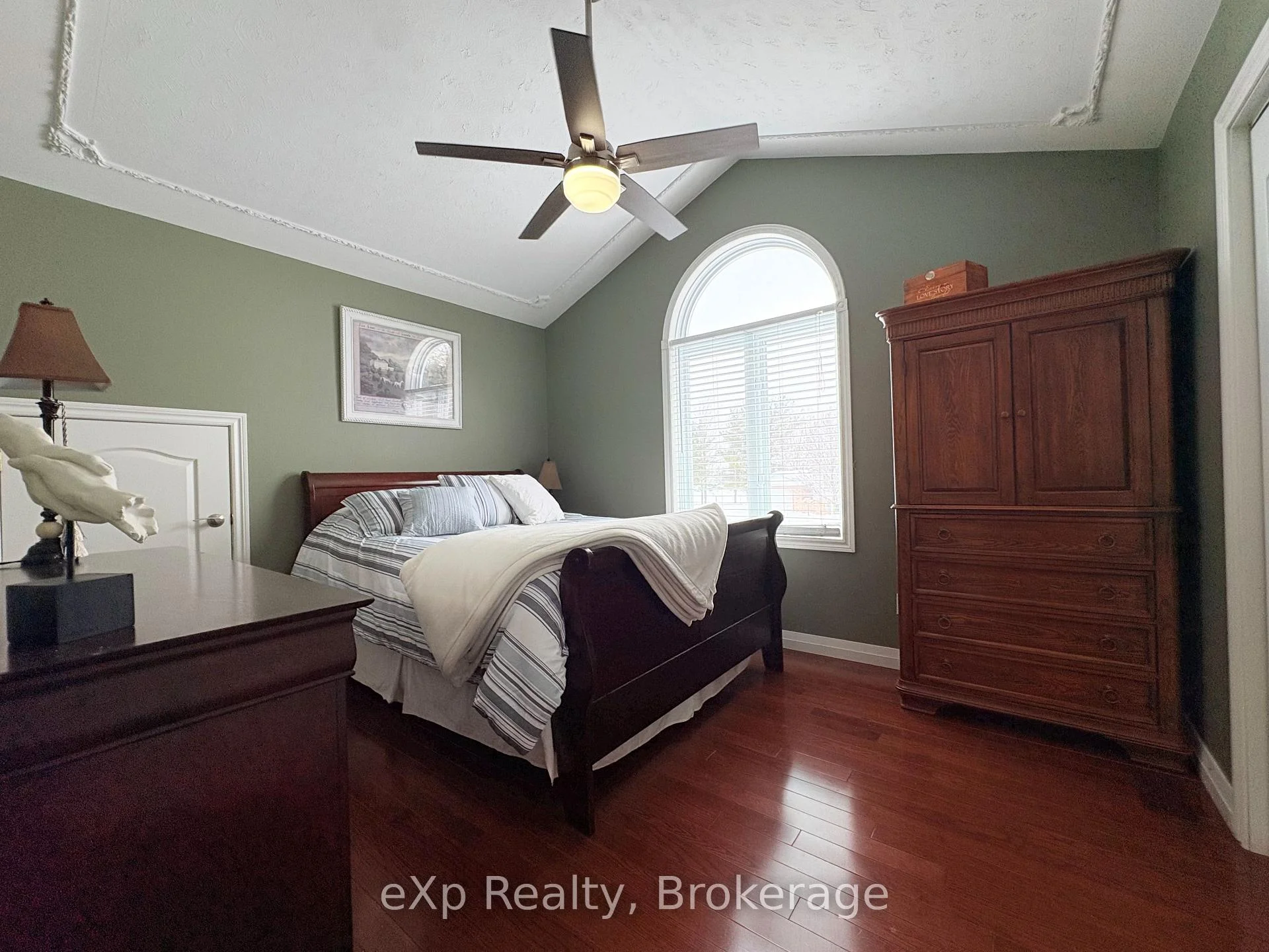 Photo 27 of 3 Gray Court, South Bruce — HOMEH