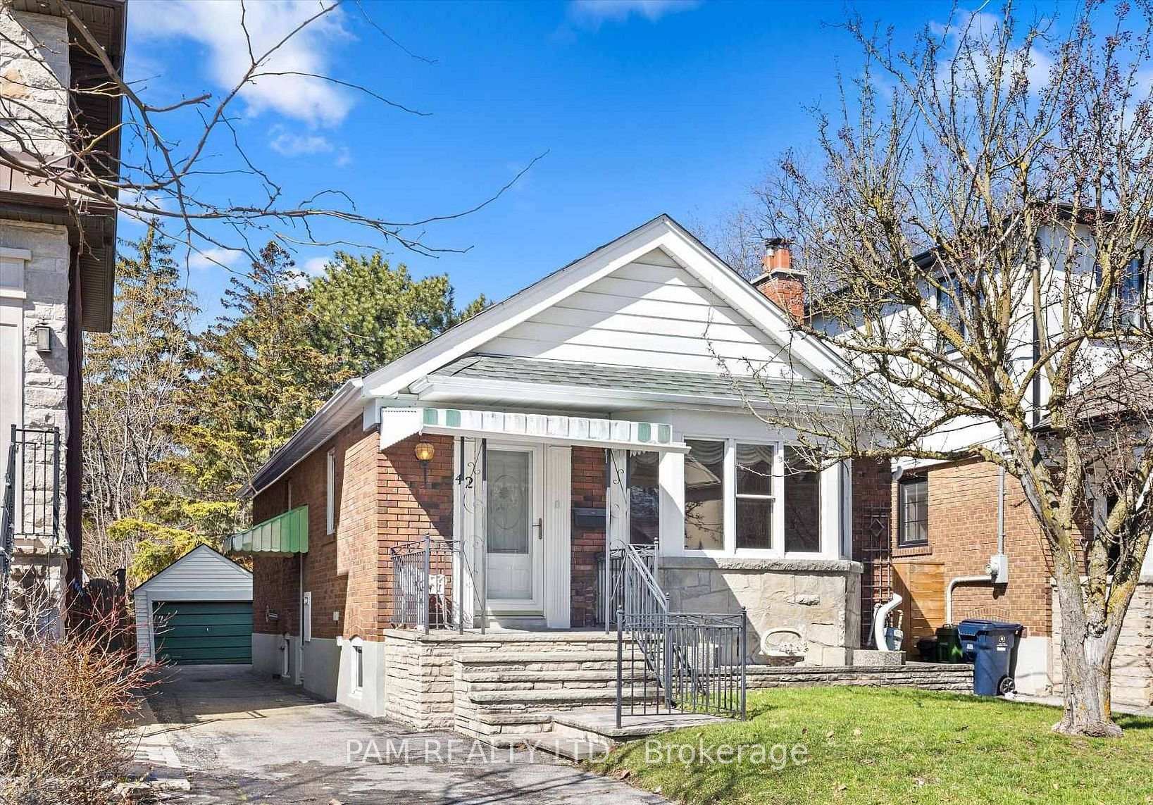 Photo 1 of 42 Parklea Drive, Toronto, Leaside — HOMEH