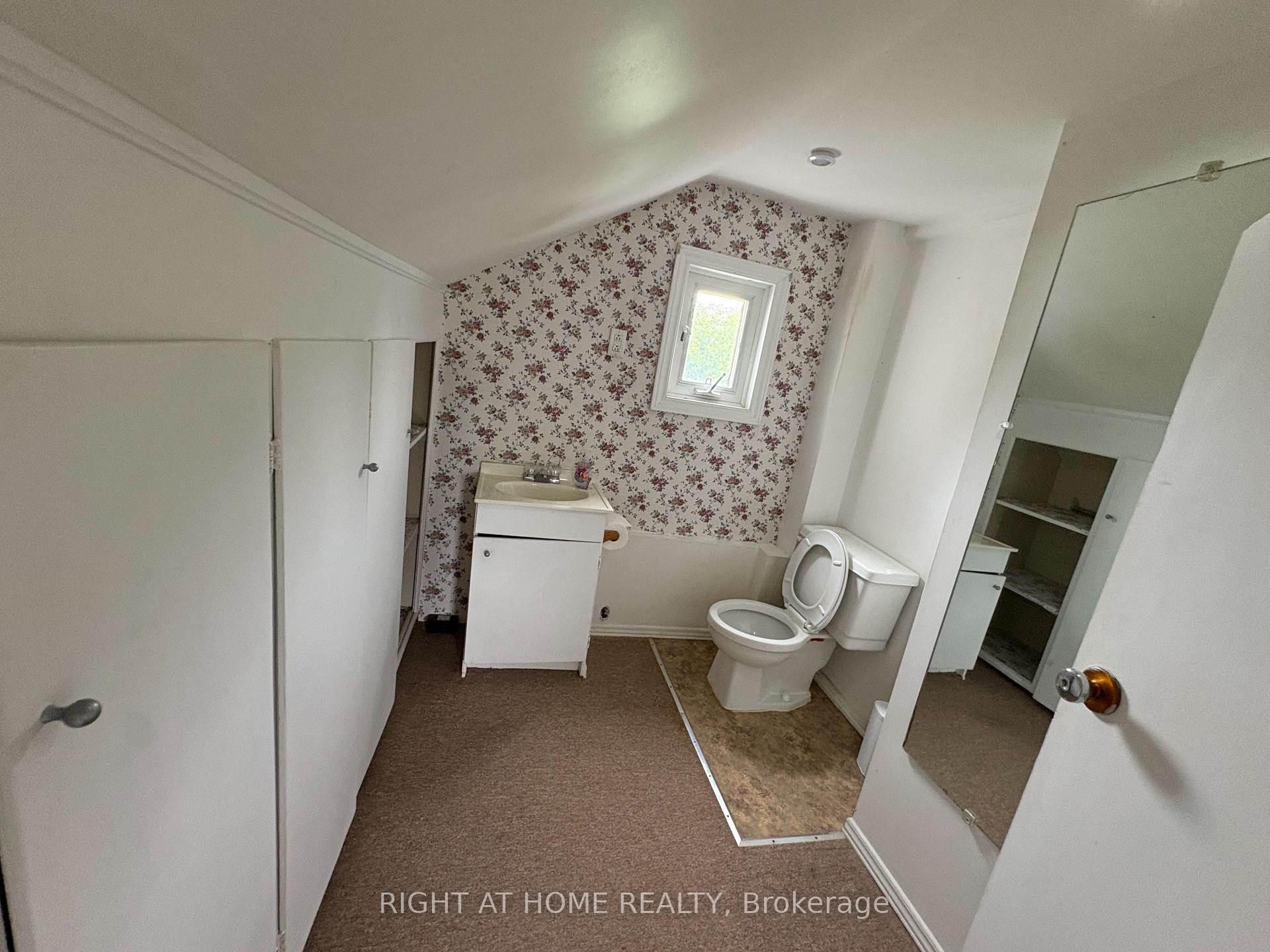 Photo 16 of 2591 Trulls Road, Clarington, Courtice — HOMEH