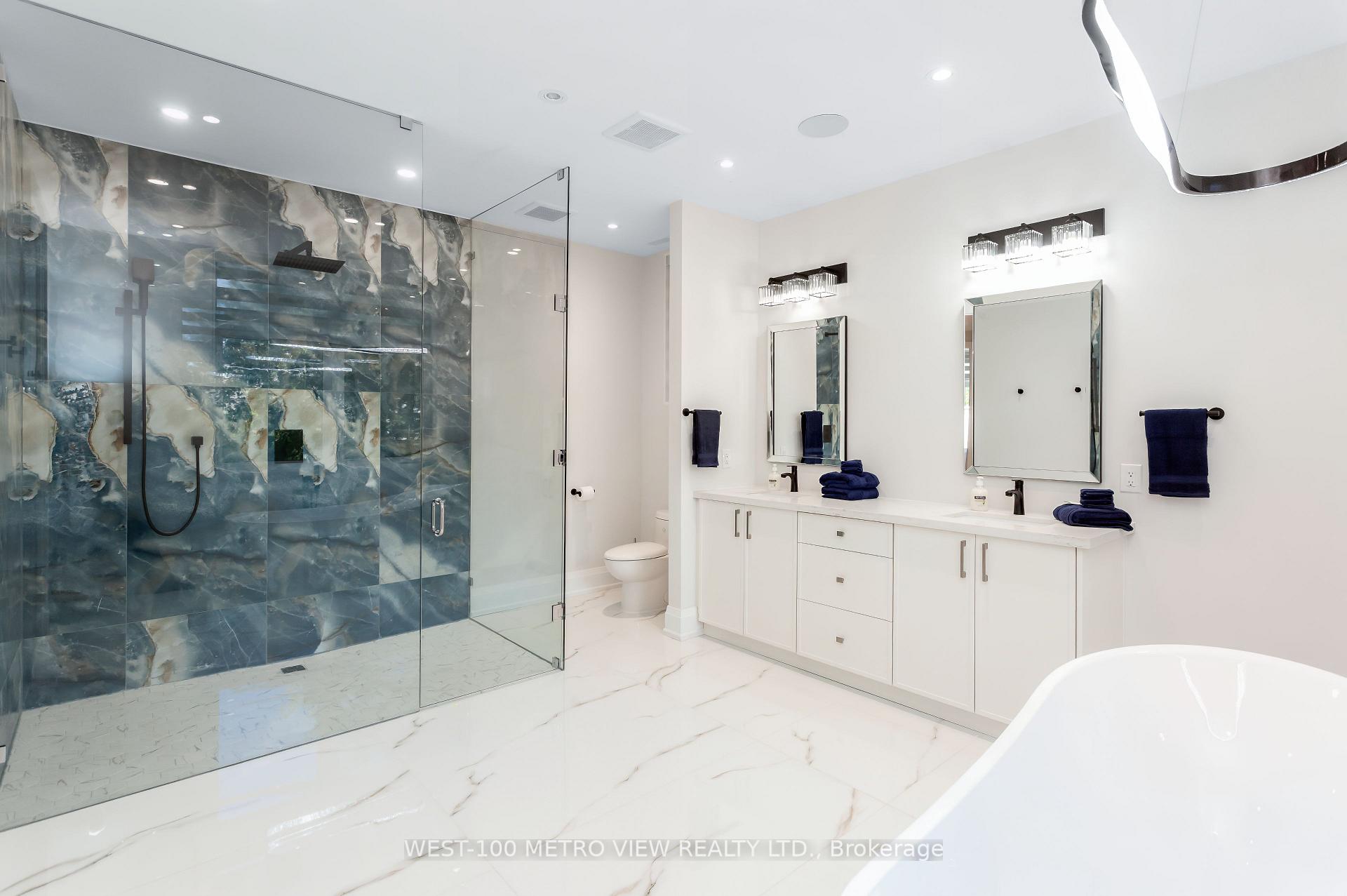Photo 23 of 245 Bronte Road, Oakville, Bronte — HOMEH