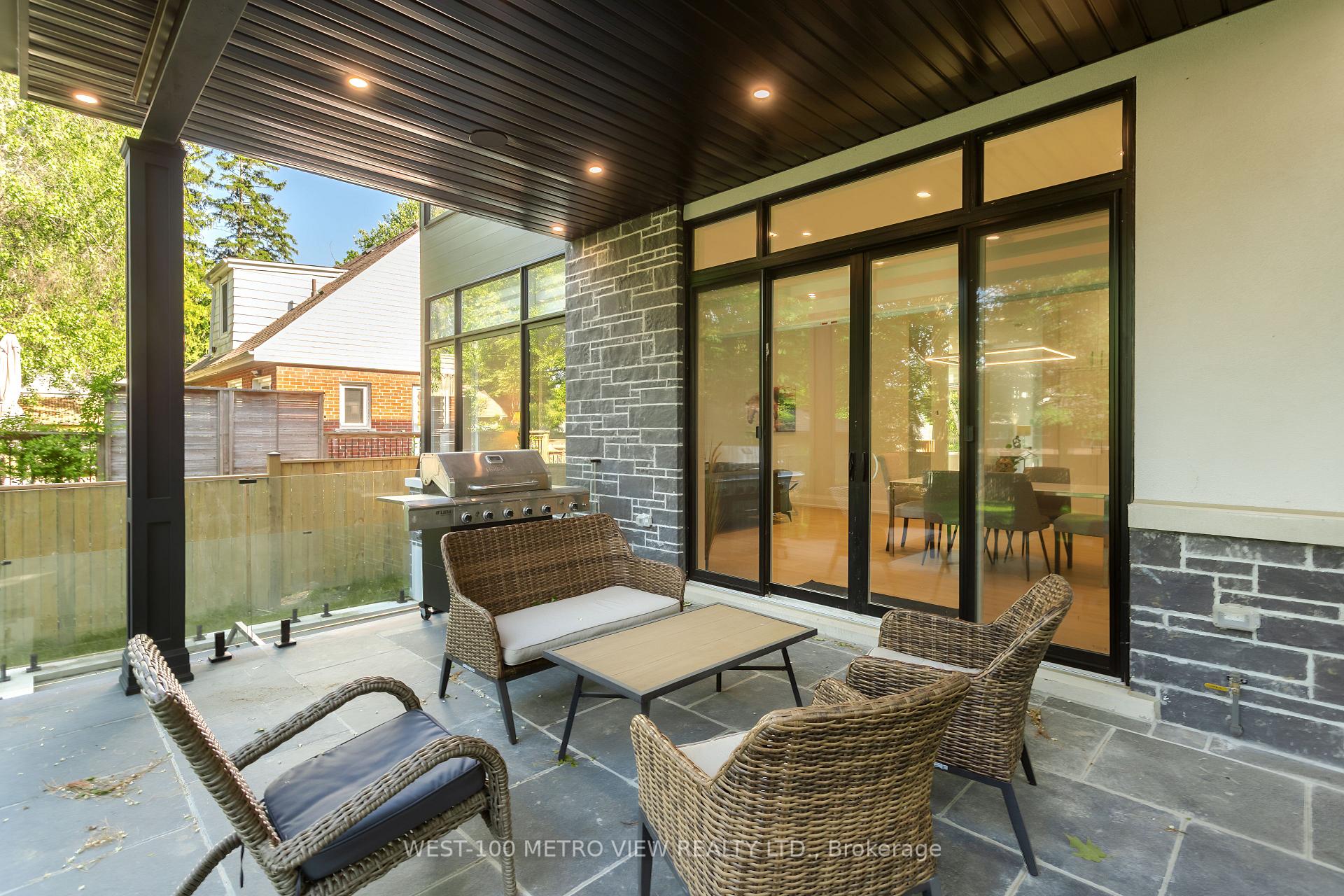 Photo 39 of 245 Bronte Road, Oakville, Bronte — HOMEH