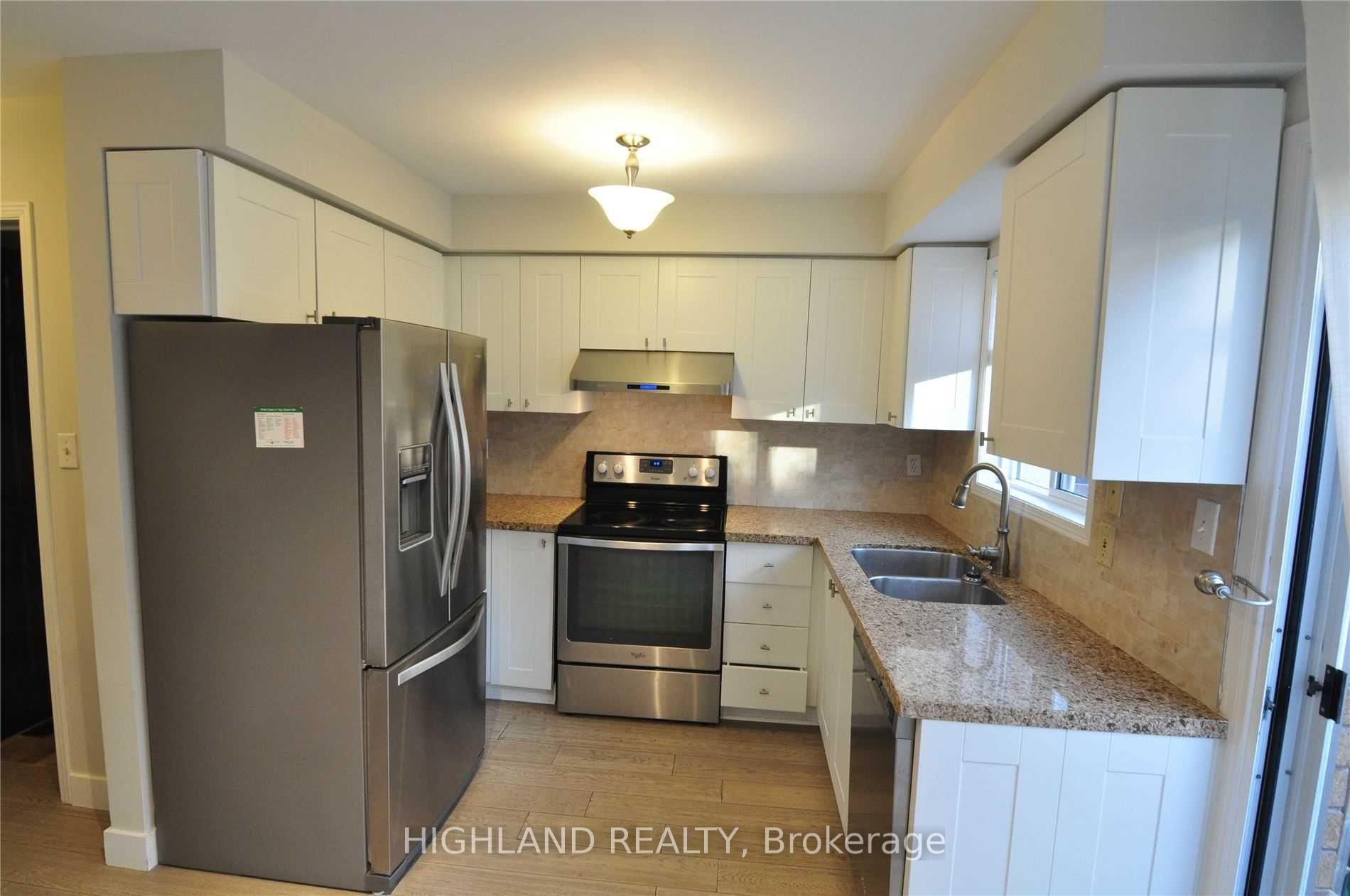 Photo 5 of Unit 18, 1168 Arena Road, Mississauga, Applewood — HOMEH