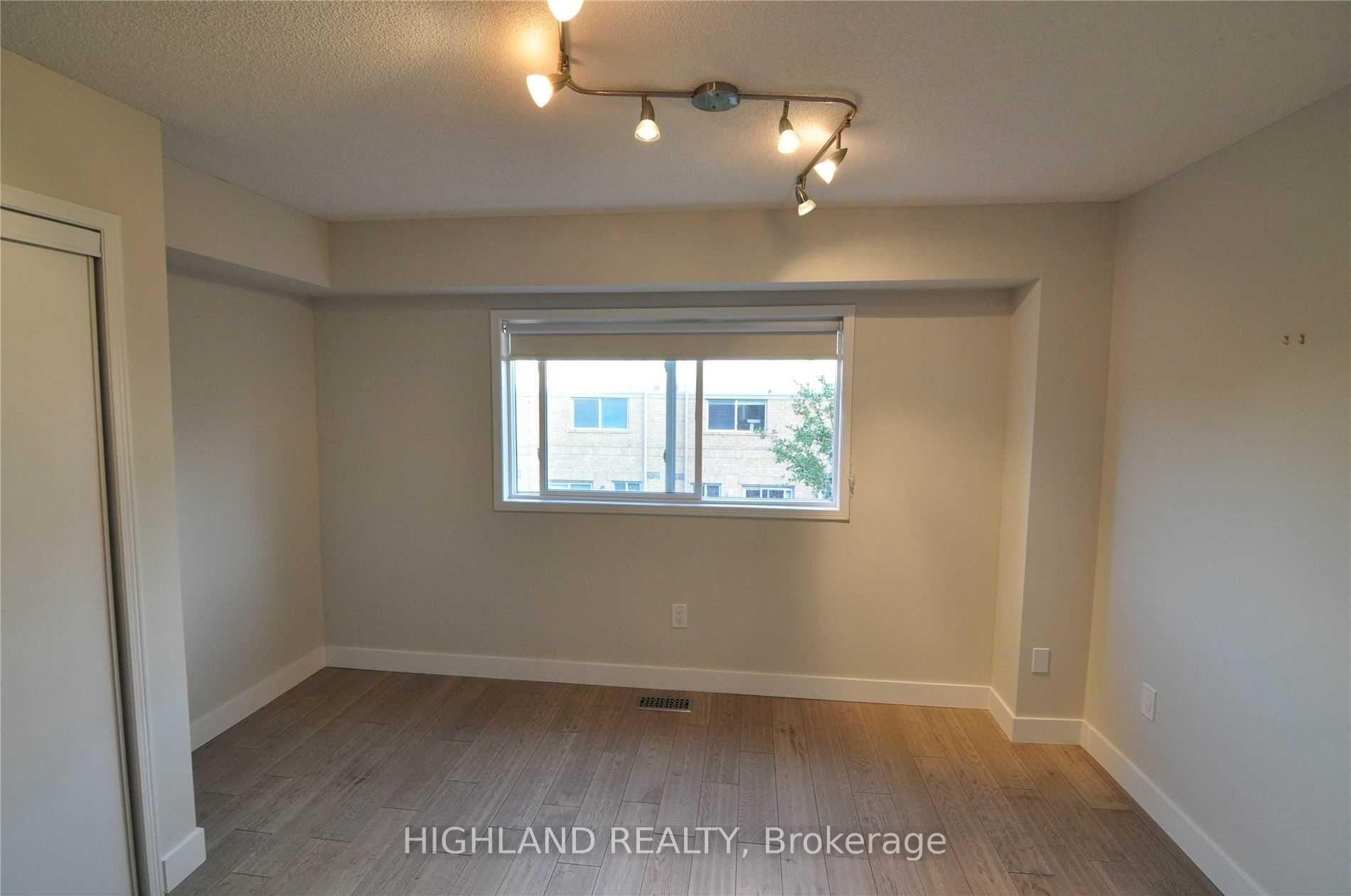 Photo 8 of Unit 18, 1168 Arena Road, Mississauga, Applewood — HOMEH