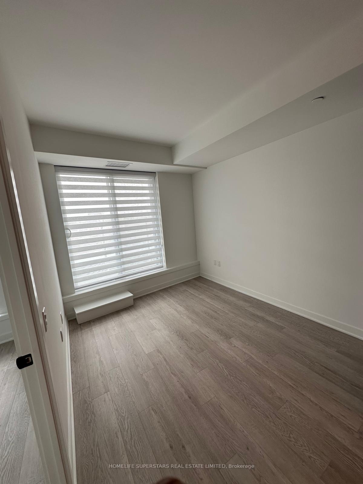 Photo 11 of Unit 215, 2782 Barton Street E, Hamilton, Riverdale — HOMEH