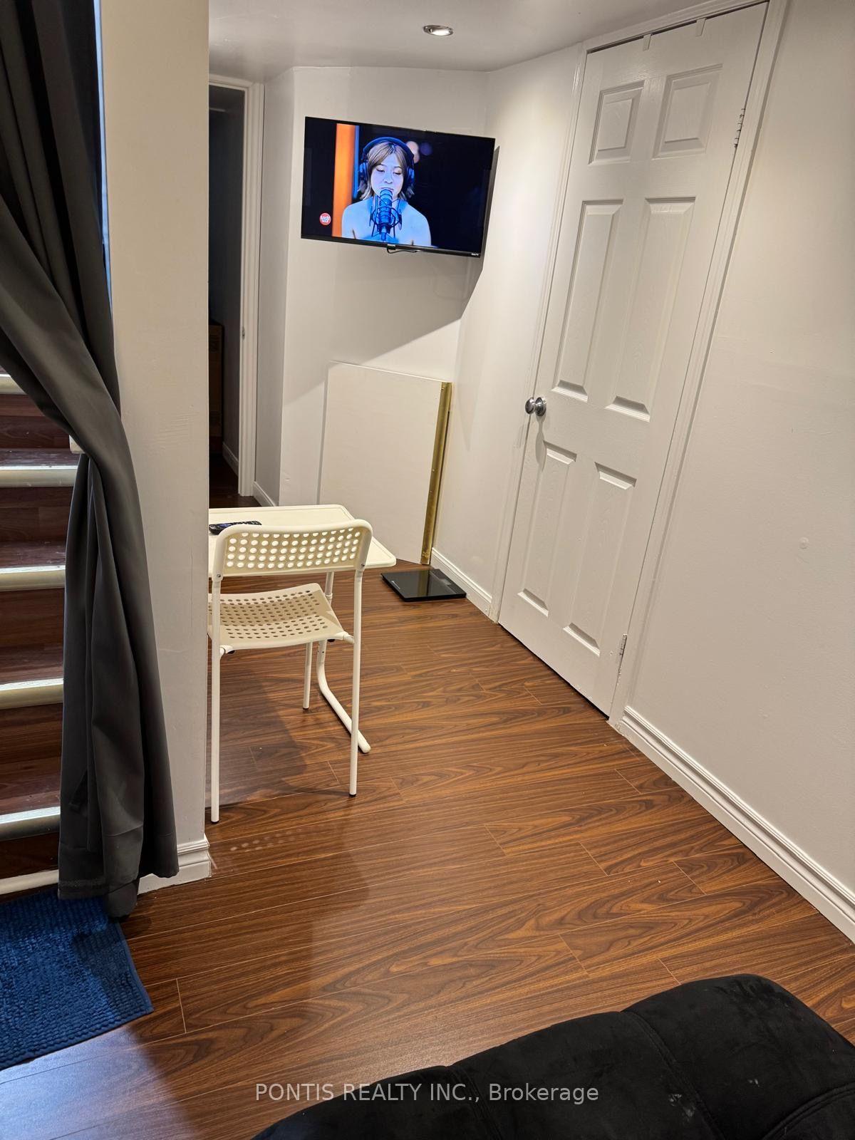 Photo 4 of Unit Basement, 588 Dolly Bird Lane, Mississauga, Meadowvale Village — HOMEH