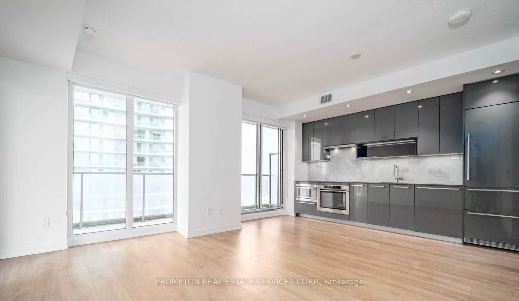Photo 8 of Unit 1503, 117 Mcmahon Drive, North York, Bayview Village — HOMEH