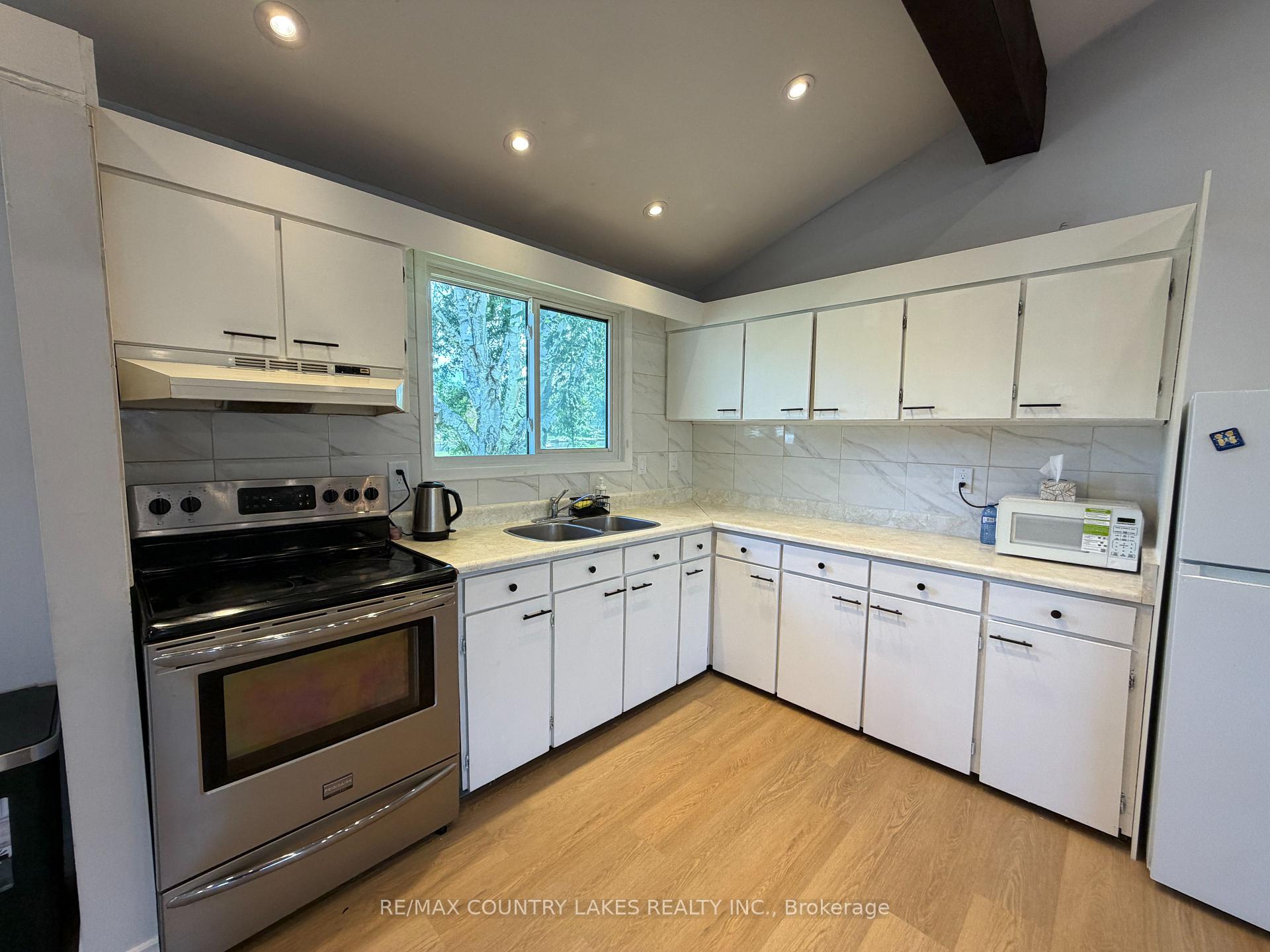 Photo 12 of 7 Willow Crescent, Ramara, Rural Ramara — HOMEH