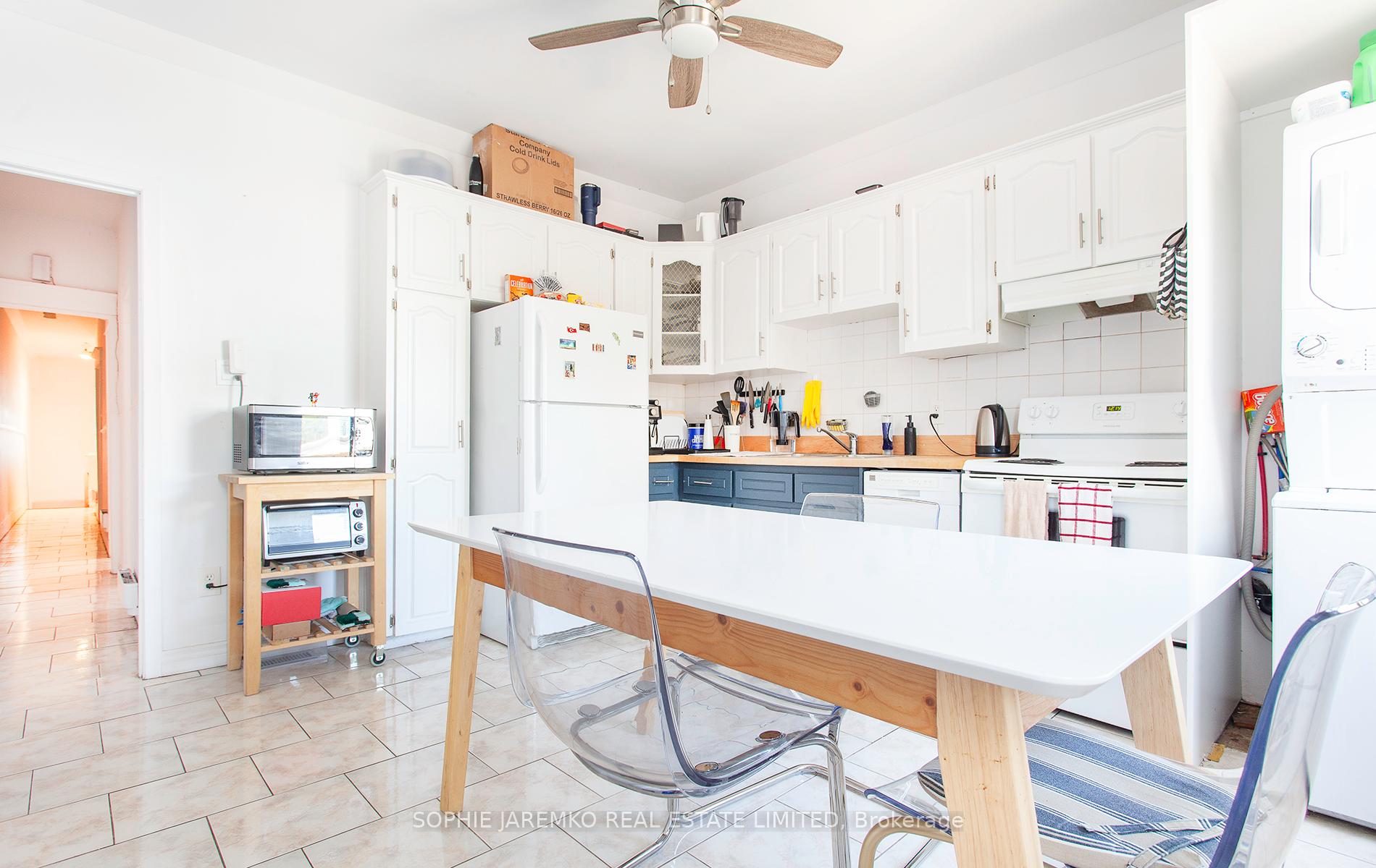 Photo 15 of 2102A Dundas Street W, Toronto, Roncesvalles — HOMEH