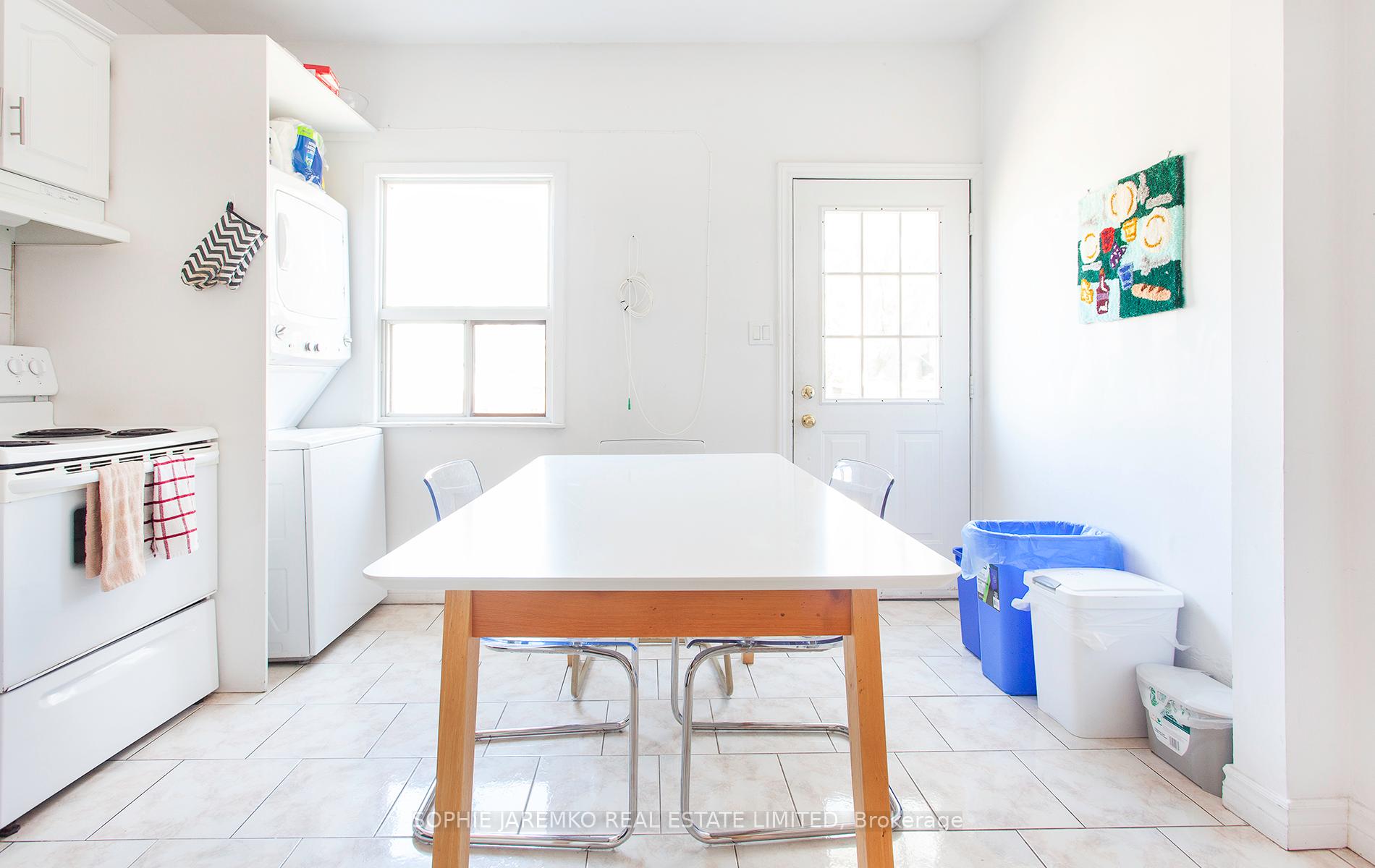 Photo 17 of 2102A Dundas Street W, Toronto, Roncesvalles — HOMEH