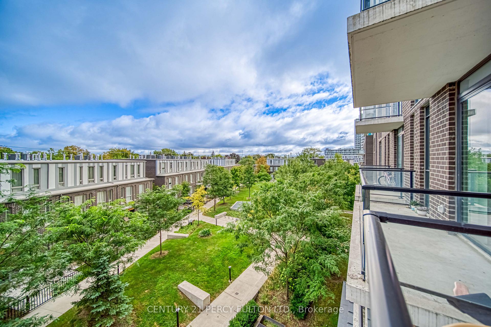 Photo 13 of Unit 312, 128 Fairview Mall Drive, North York, Willowdale East — HOMEH