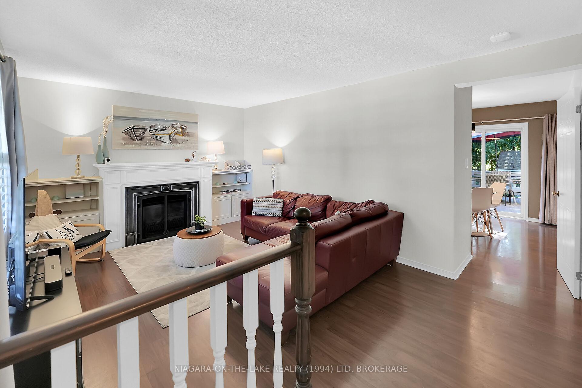 Photo 11 of 8 Lakeside Drive, St. Catharines, Port Weller — HOMEH