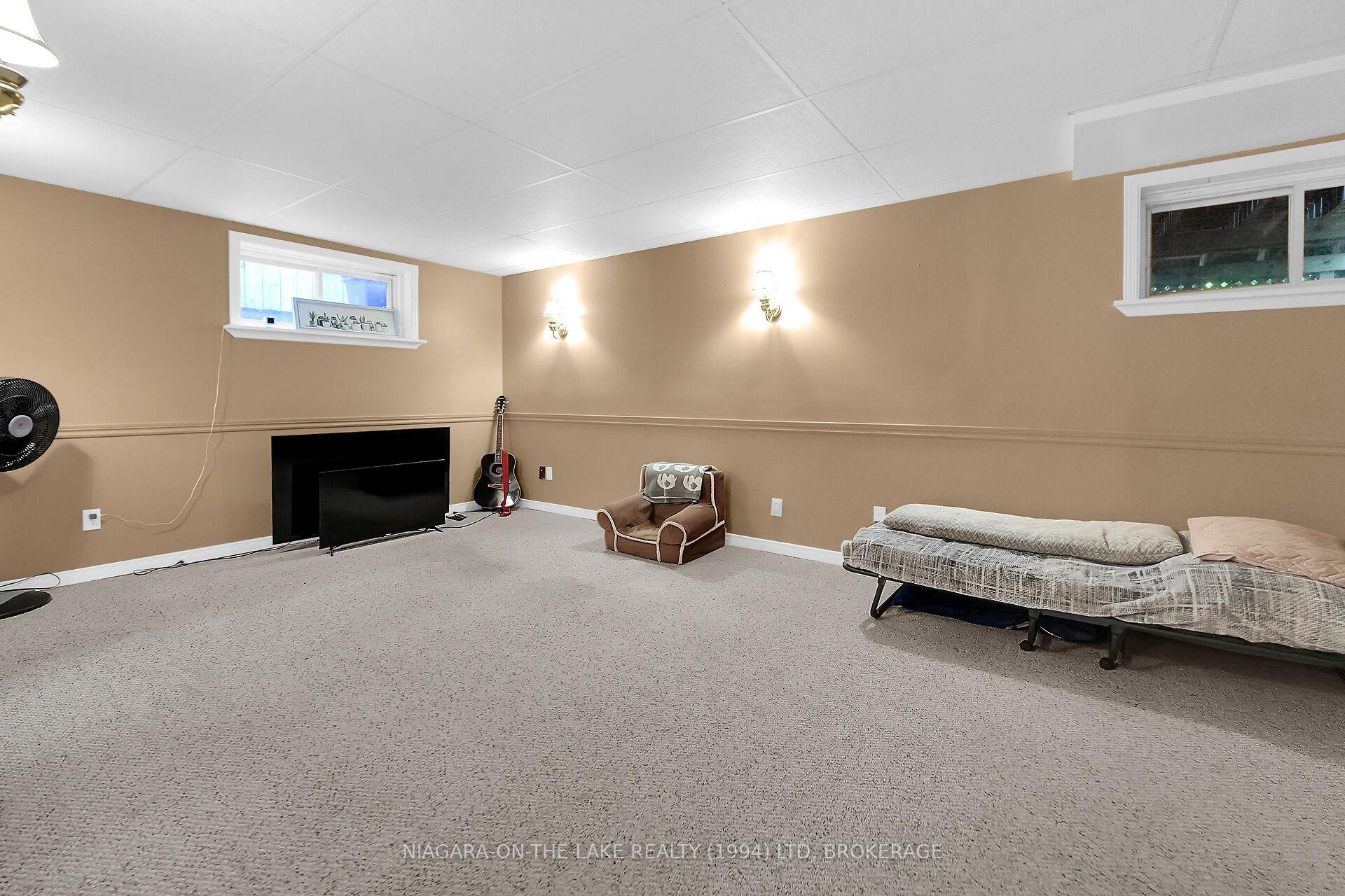 Photo 27 of 8 Lakeside Drive, St. Catharines, Port Weller — HOMEH
